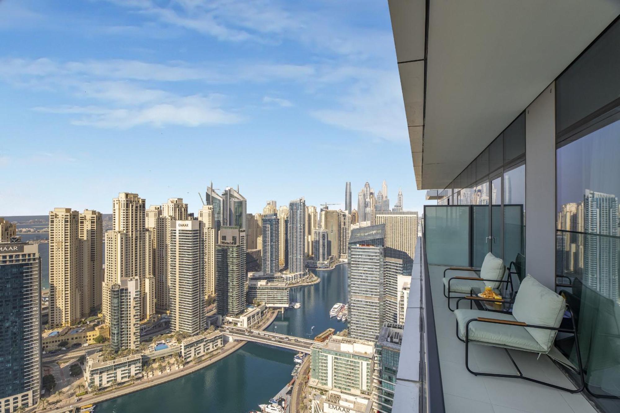 Apartment Eden's Homes & - Vida Marina Residences *