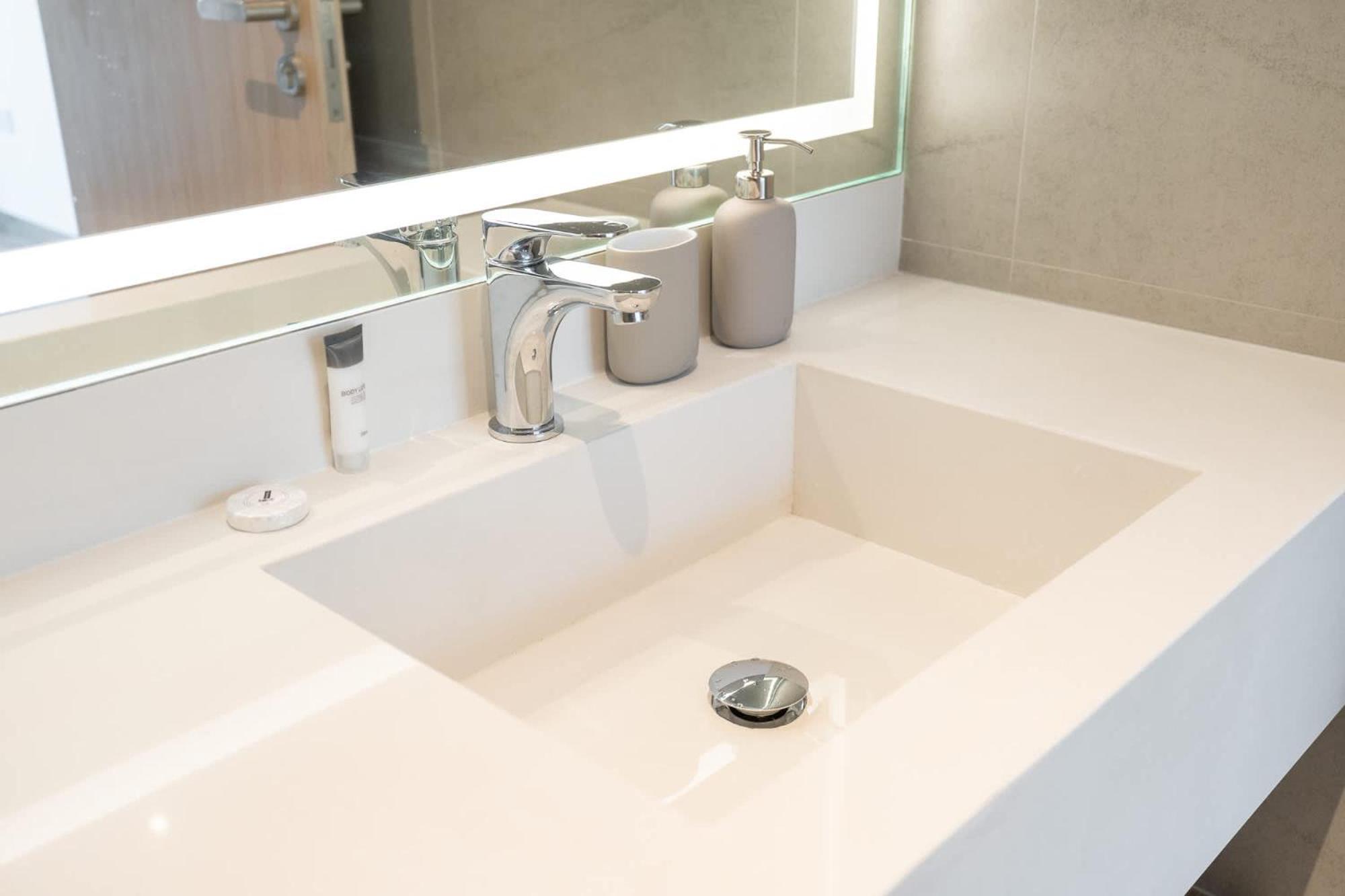 Apartment Stylish, Minimalist 2-bedroom In Jumeirah Village Circle