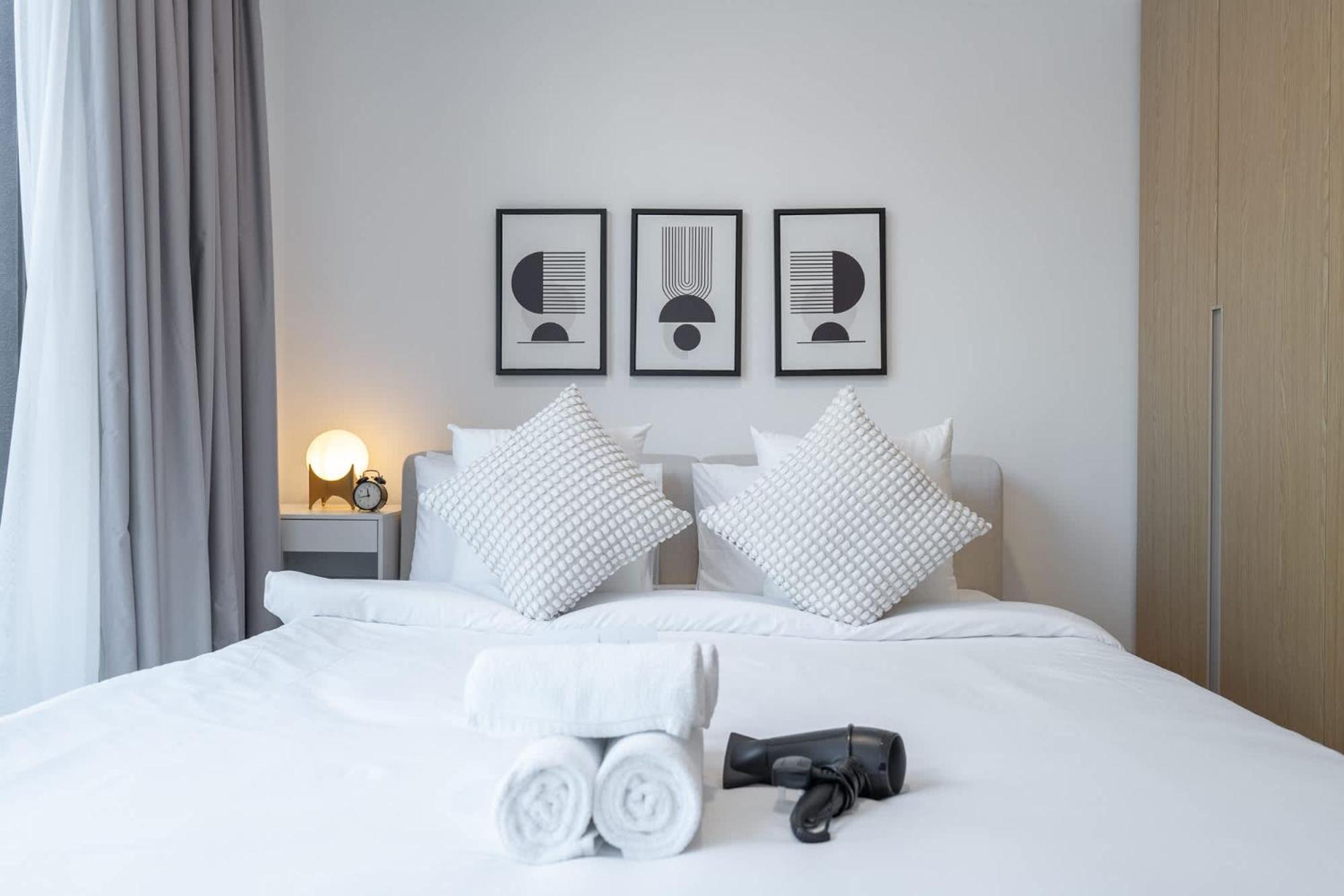 Apartment Stylish, Minimalist 2-bedroom In Jumeirah Village Circle *