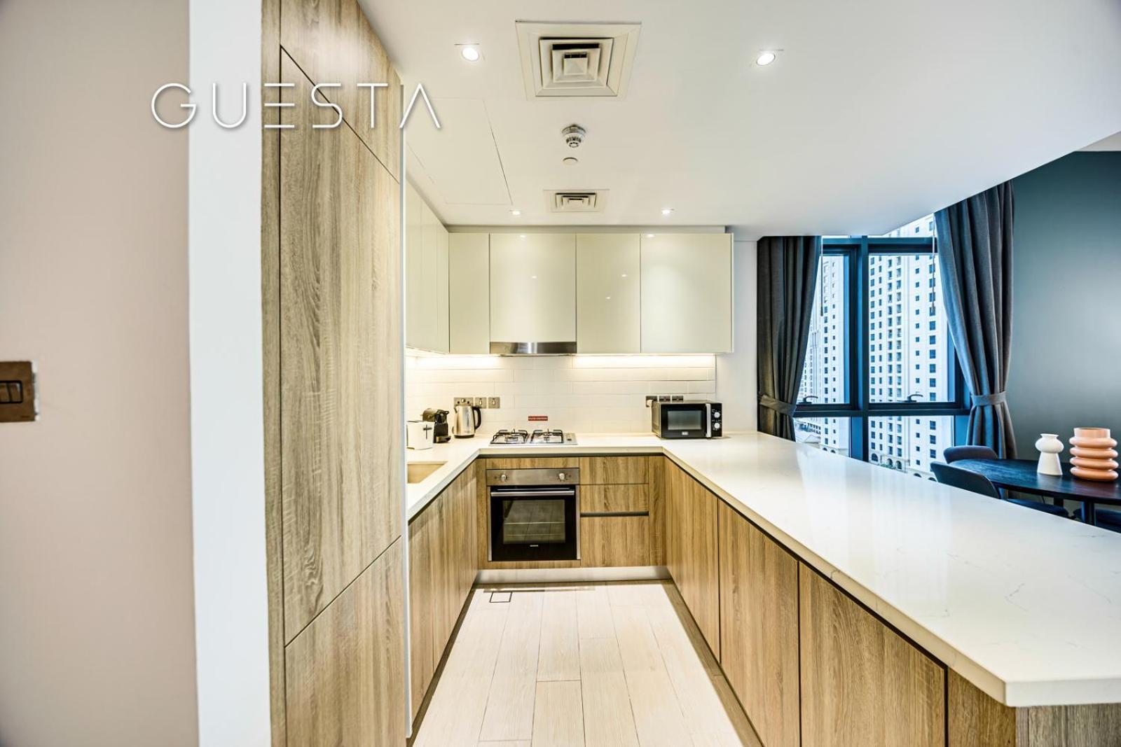Apartment Liv Tower, Marina Dubai