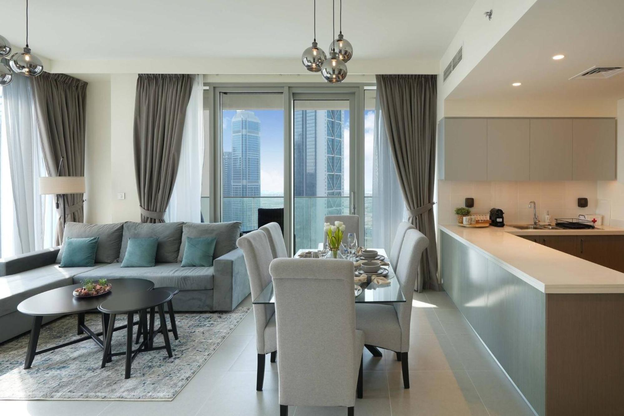 Chic 2-bedroom Downtown Gem Apartment *