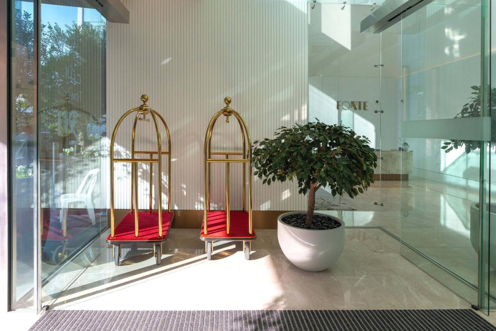 Chic 2-bedroom Downtown Gem Apartment