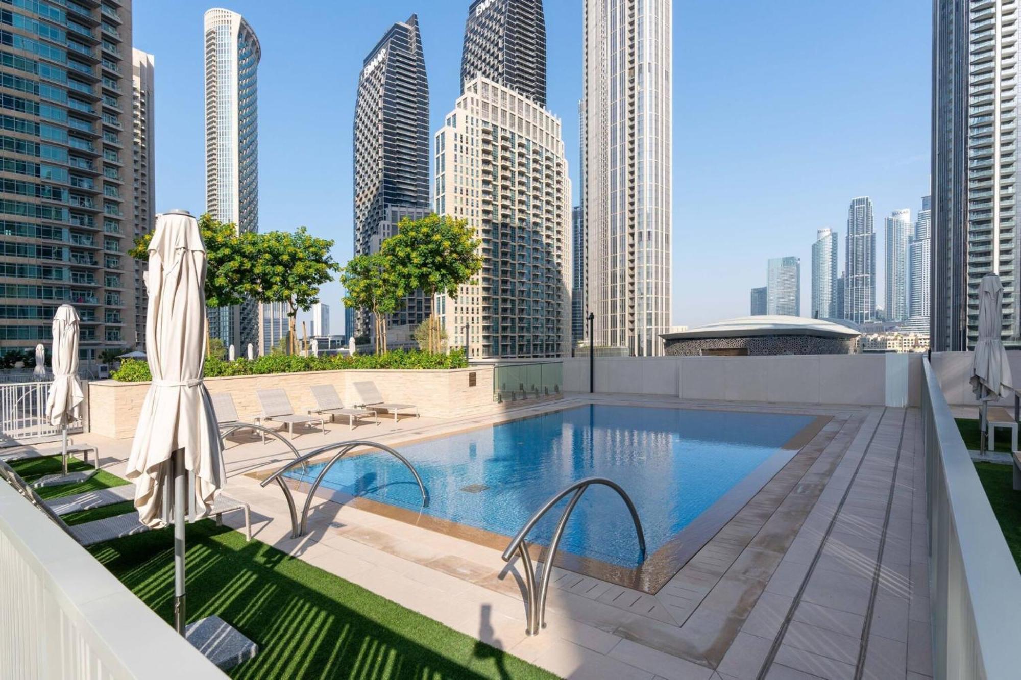 Chic 2-bedroom Downtown Gem Apartment *