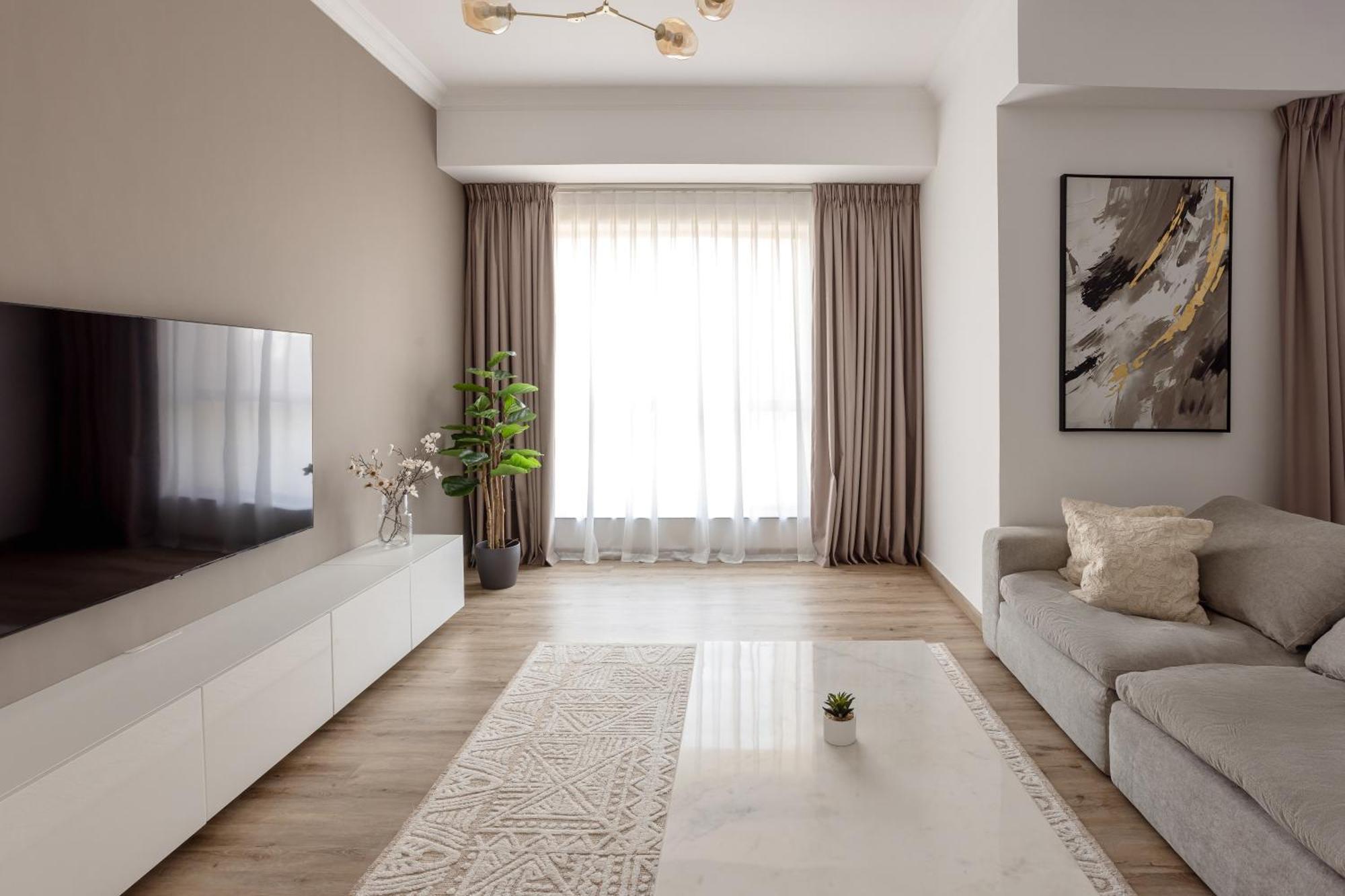 Beautiful And Bright 1 Bedroom Apartment! Sofia !