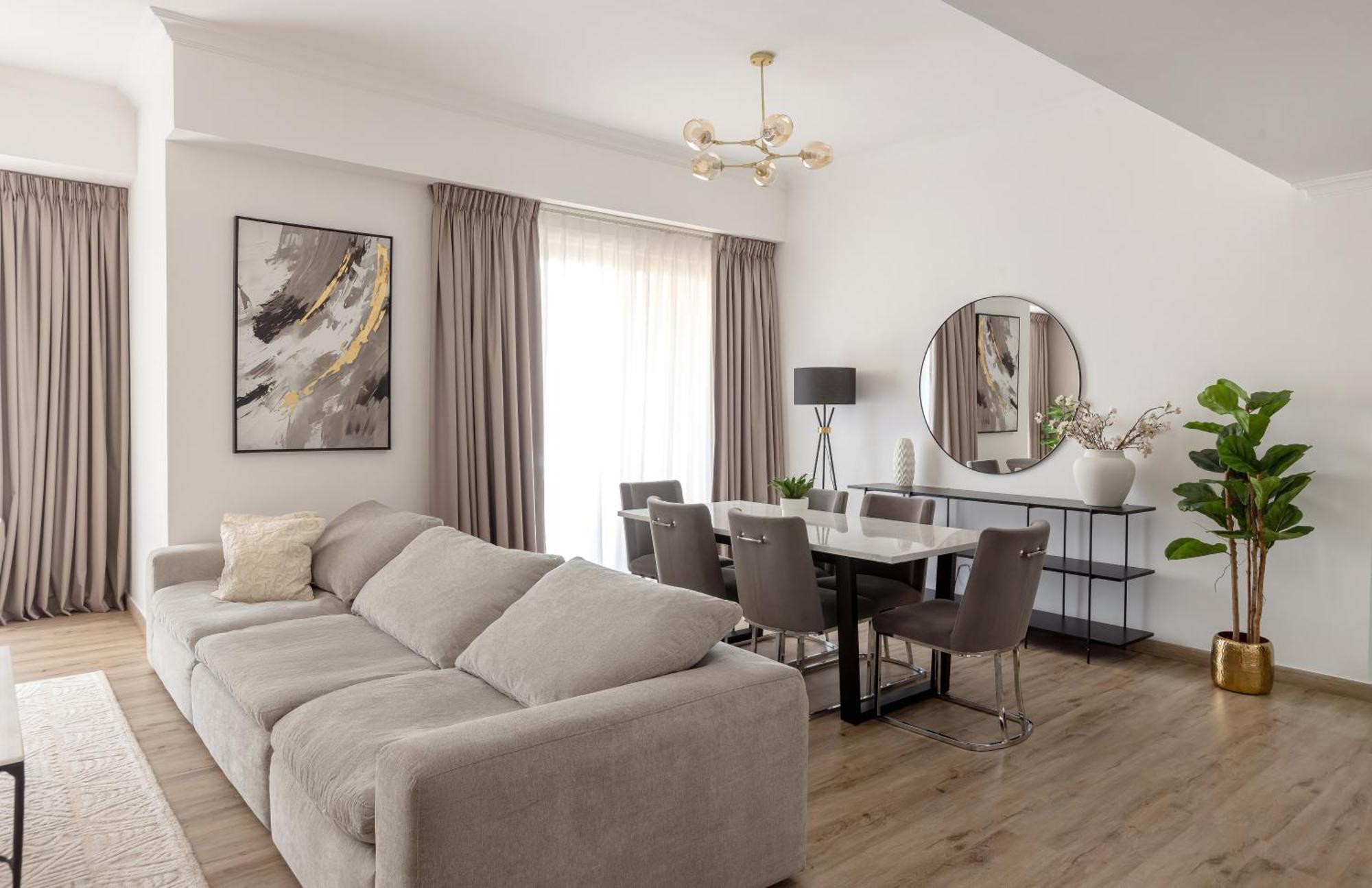 Beautiful And Bright 1 Bedroom Apartment! Sofia !
