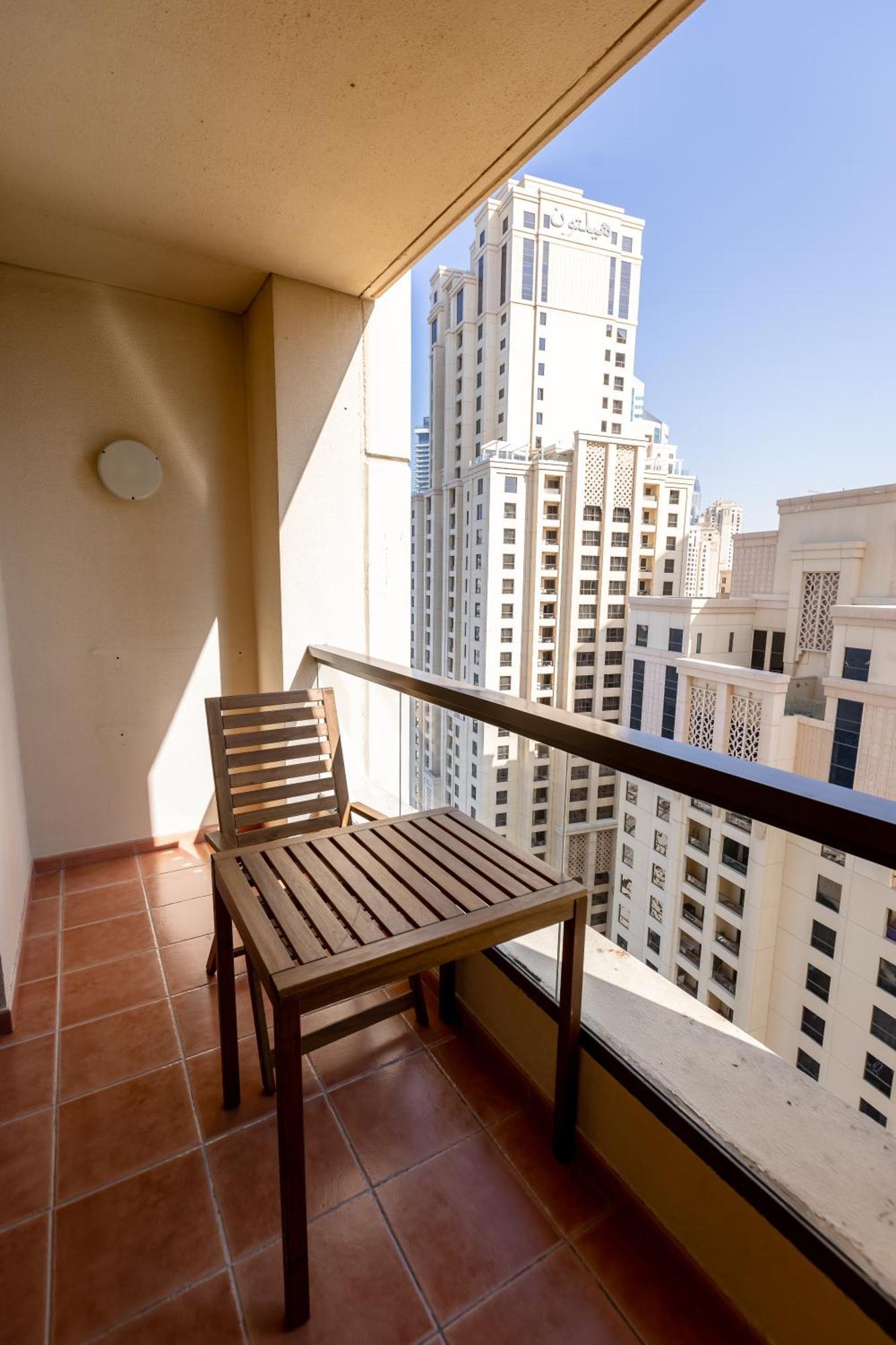 Beautiful And Bright 1 Bedroom Apartment! Sofia ! Apartment