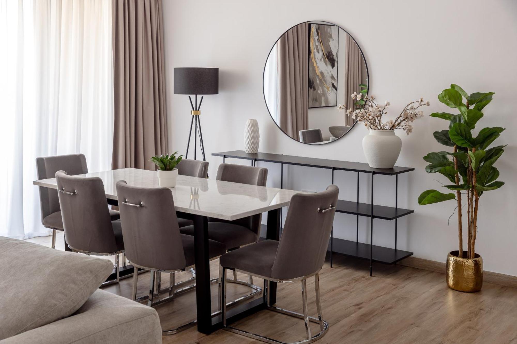 Beautiful And Bright 1 Bedroom Apartment! Sofia ! Apartment *