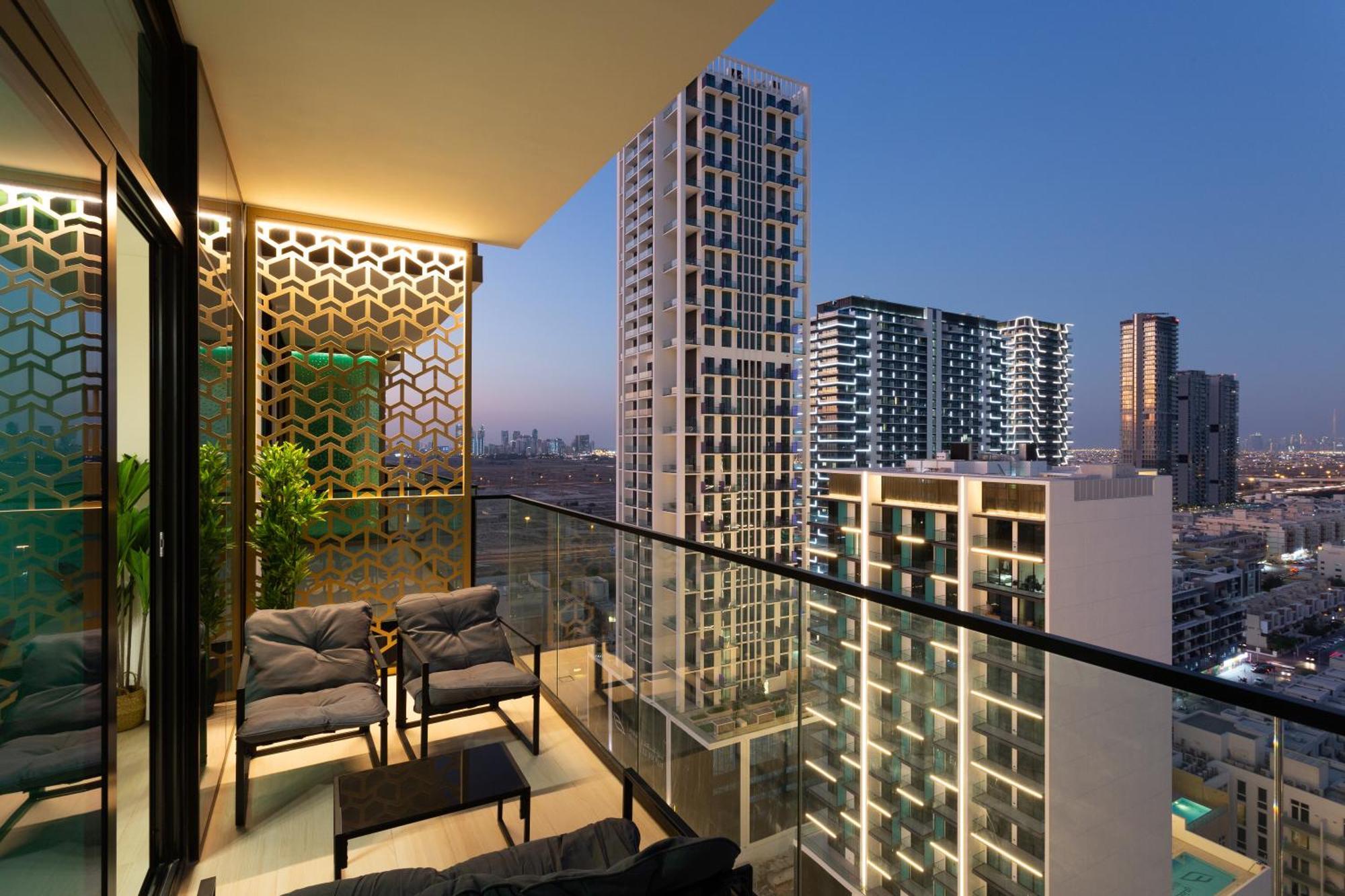 Elegant 2 Bedroom Apartment-binghatti Emerald Jvc Apartment Dubai