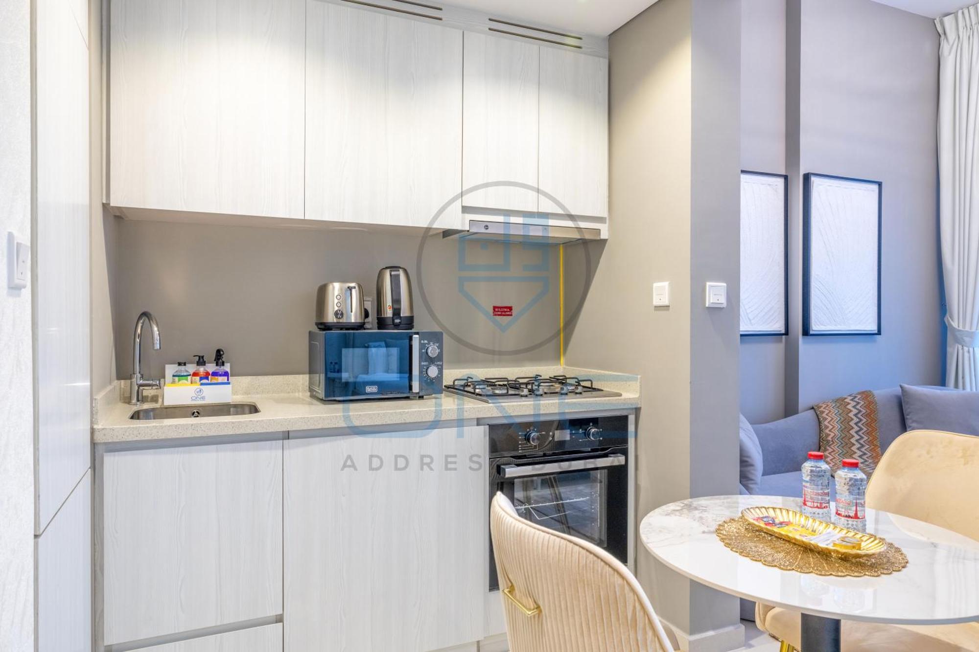 Cozy Modern Furnished 1-bhk In Business Bay Dubai