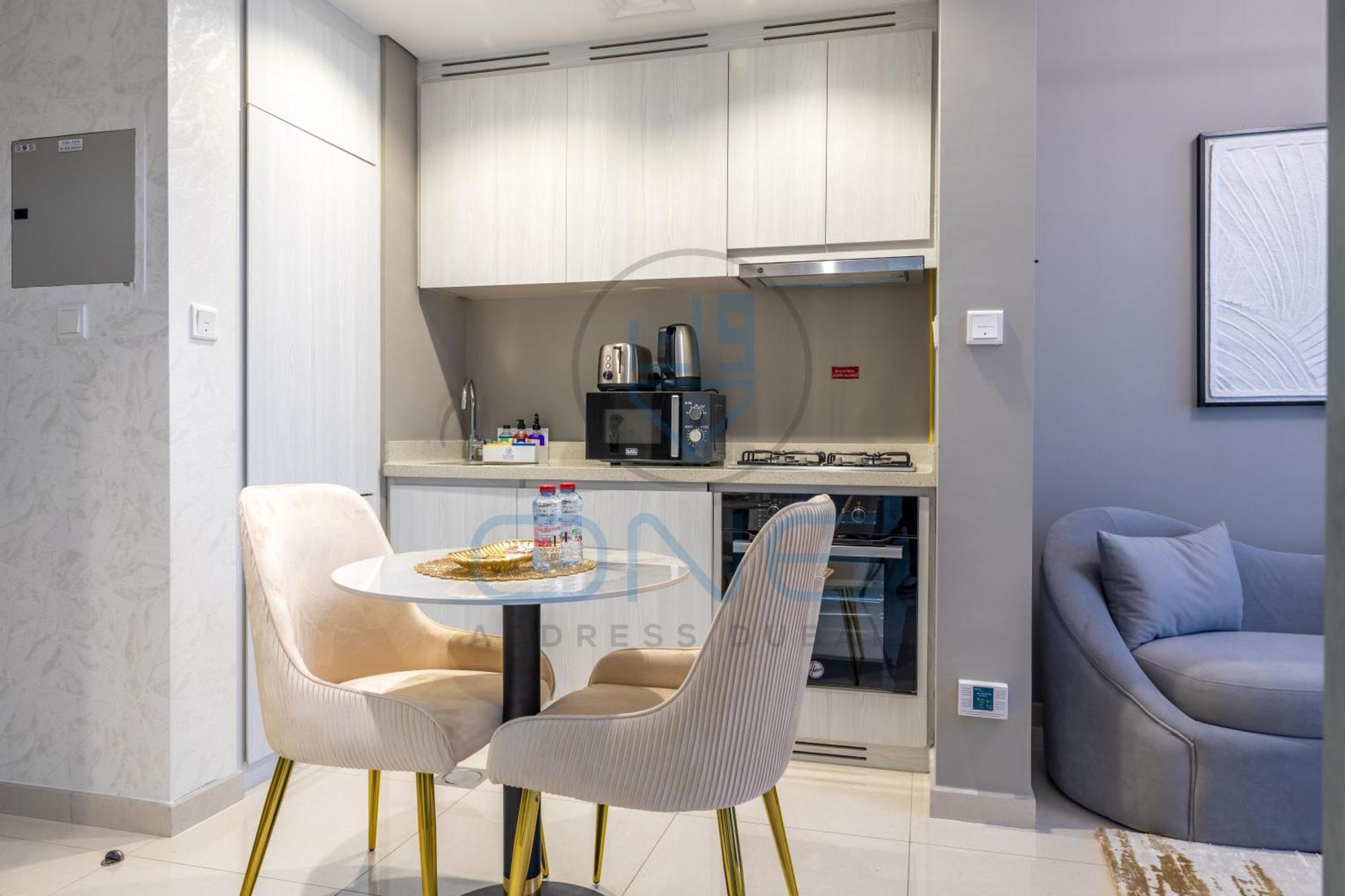 Cozy Modern Furnished 1-bhk In Business Bay Apartment Dubai