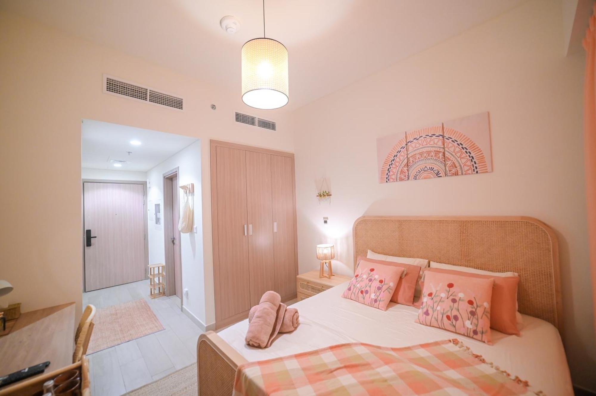 Apartment Urbanhomes - Cozy, Wooden And Travel Eco-friendly