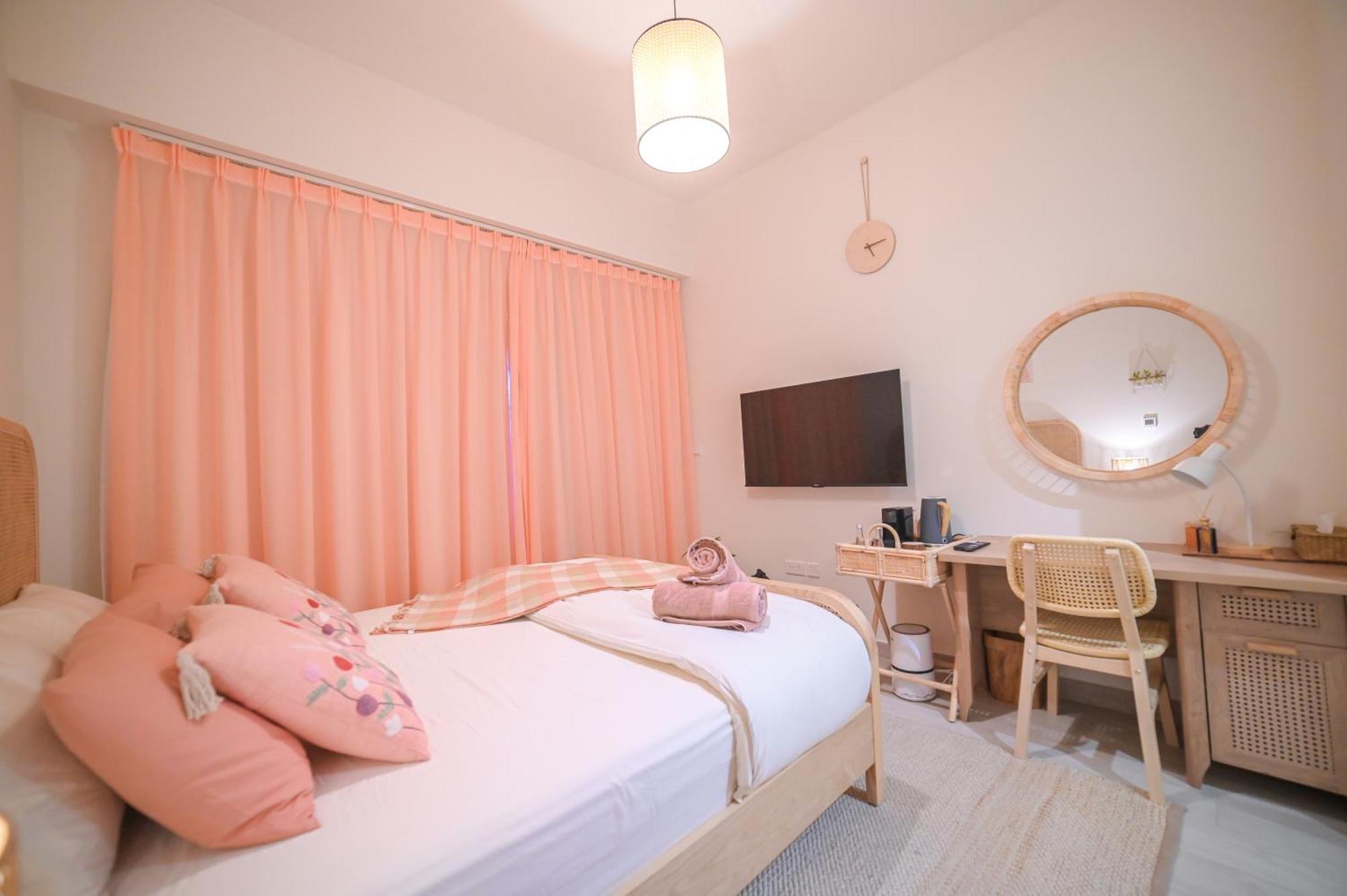 Urbanhomes - Cozy, Wooden And Travel Eco-friendly