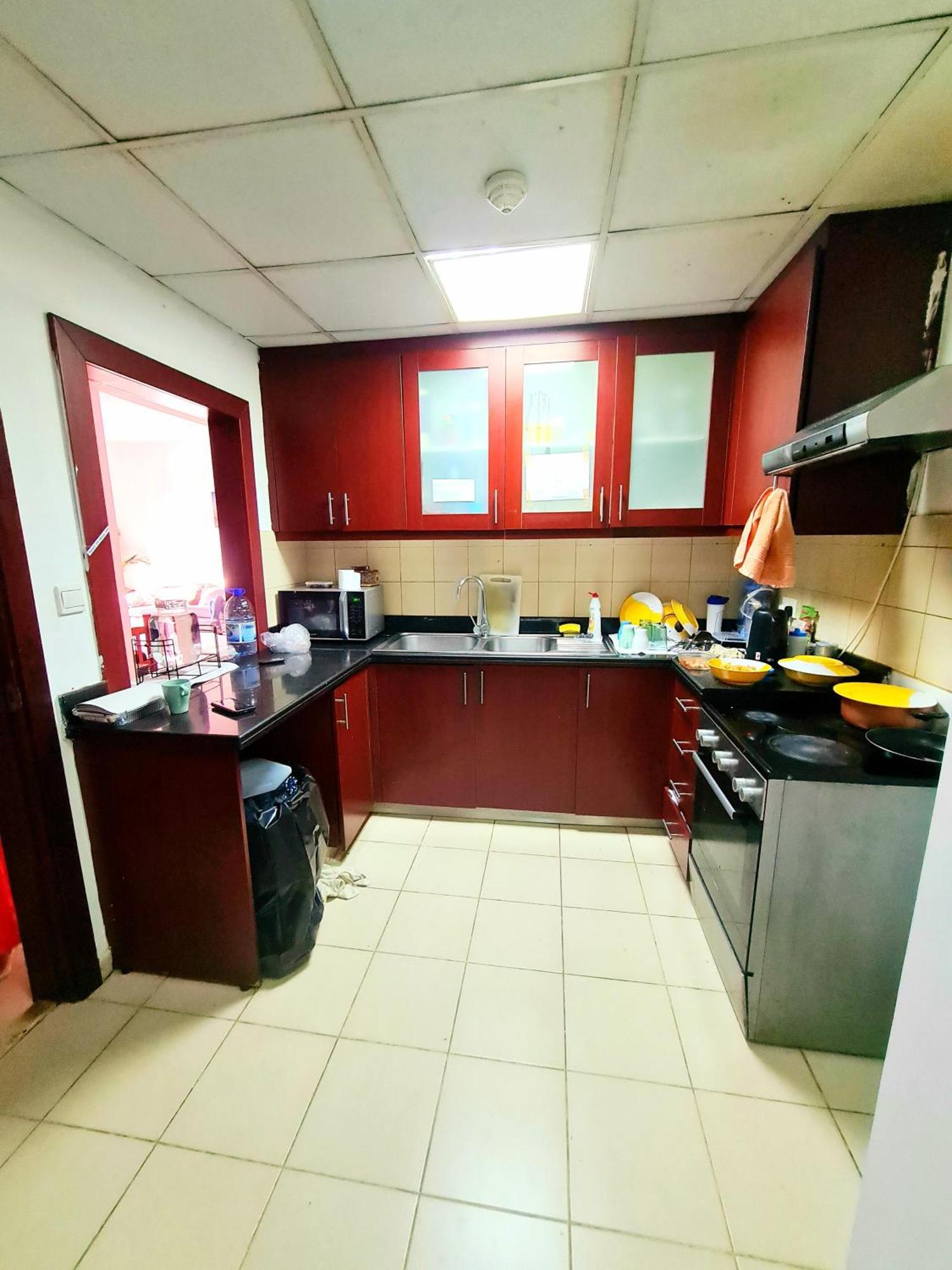 Ain View Jbr Homestay