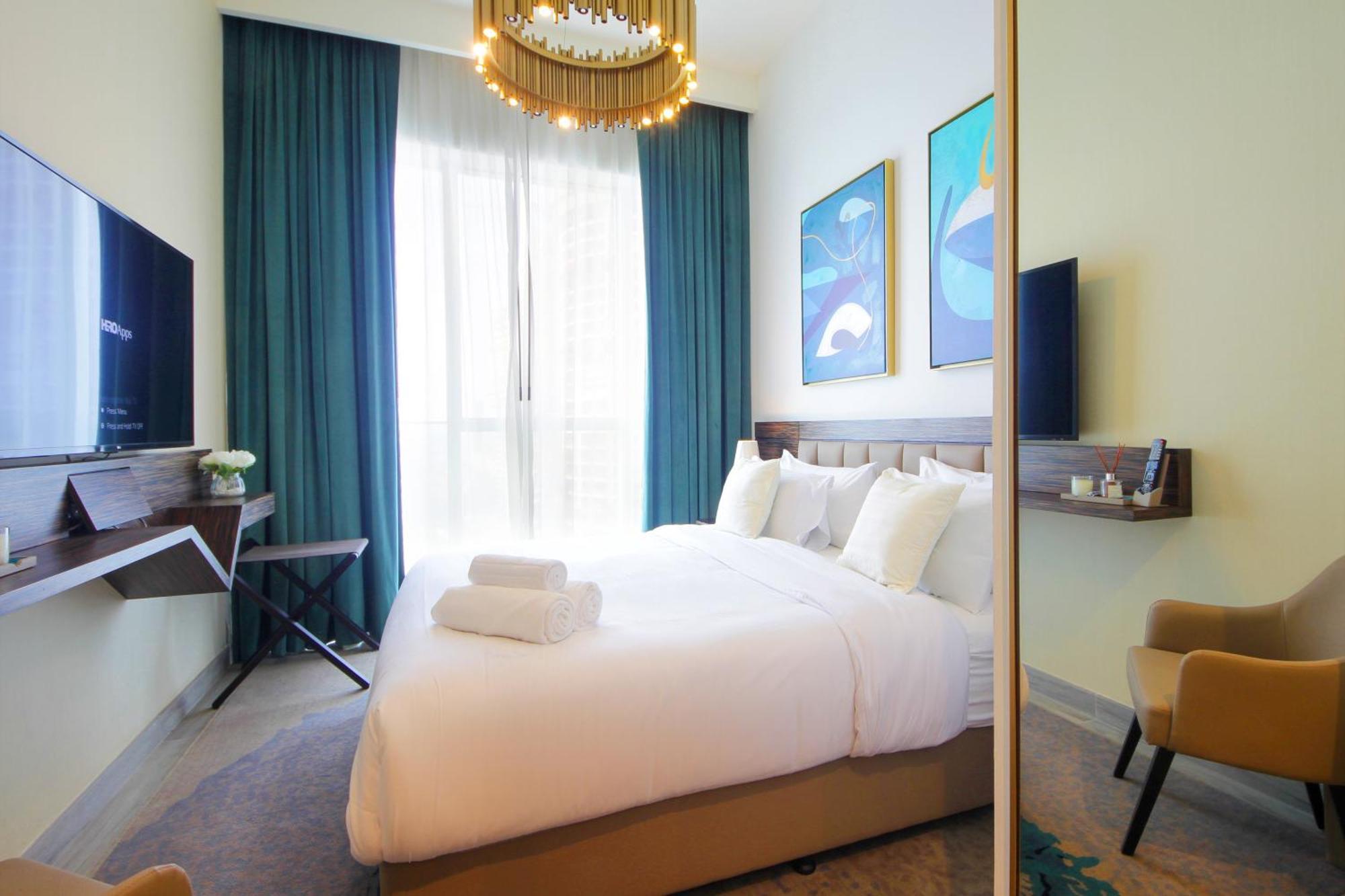 Avani Plus Palm View * Dubai