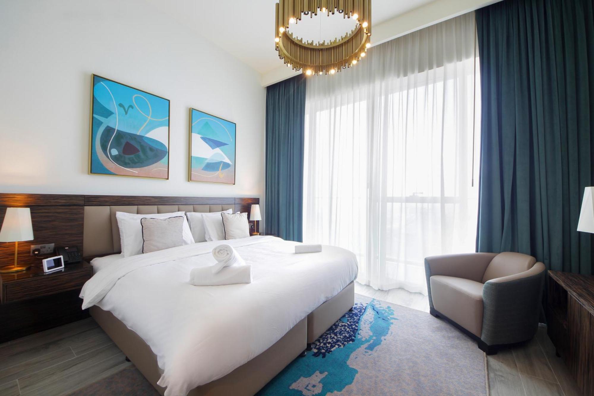 Avani Plus Palm View * Dubai