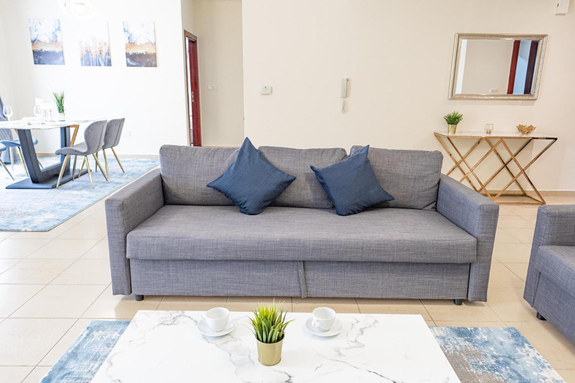 Happy Season Jbr Apartment *