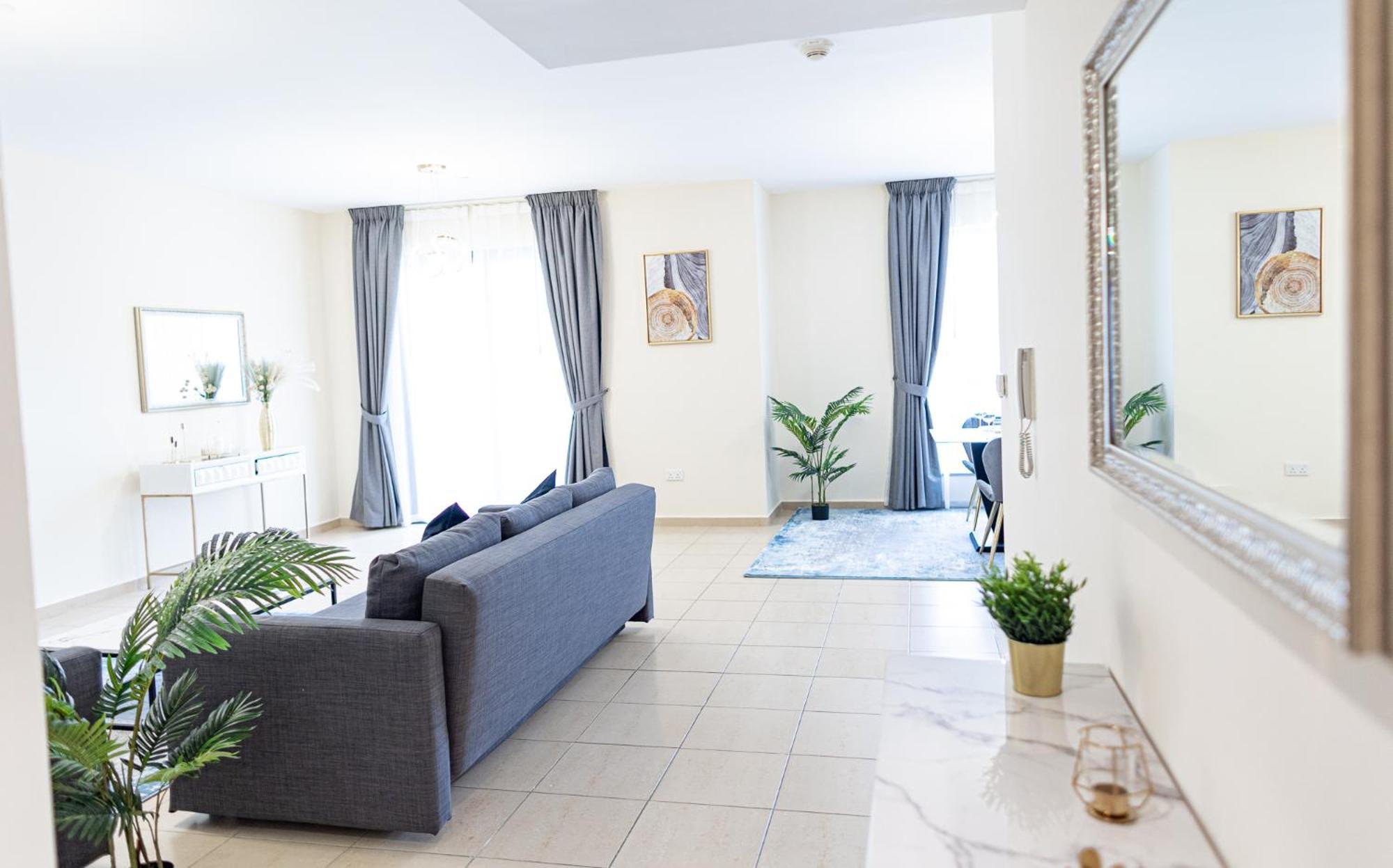 Happy Season Jbr Apartment