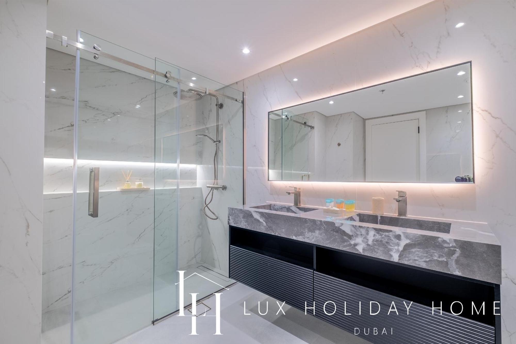 Lux The Majara Marina View Apartment Dubai