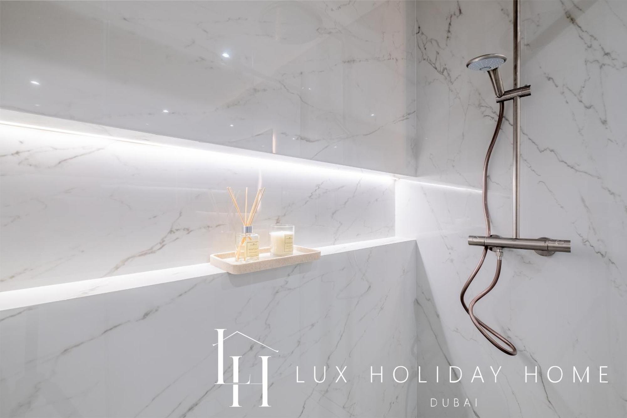 Lux The Majara Marina View * Dubai
