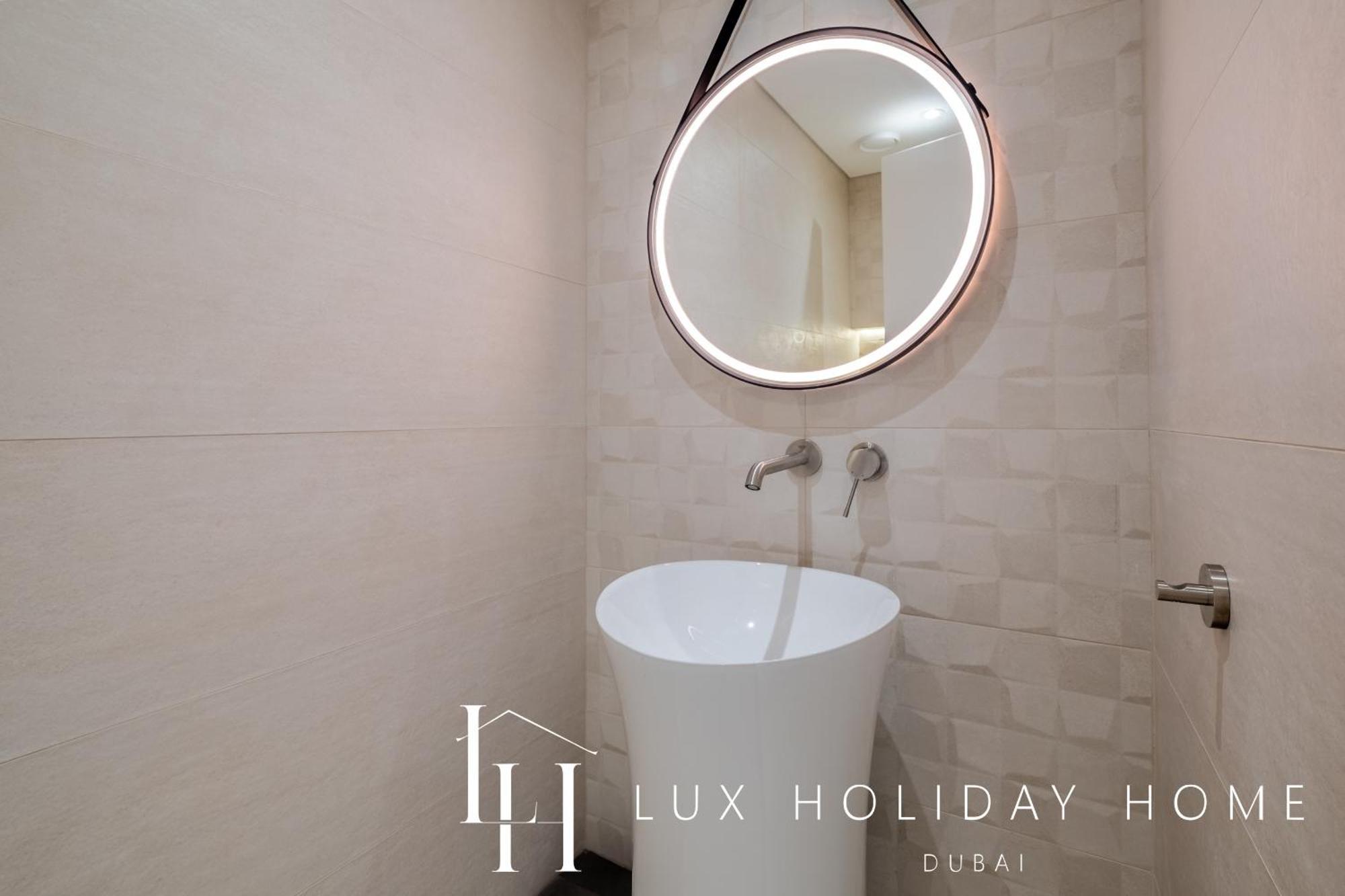 Lux The Majara Marina View Apartment *