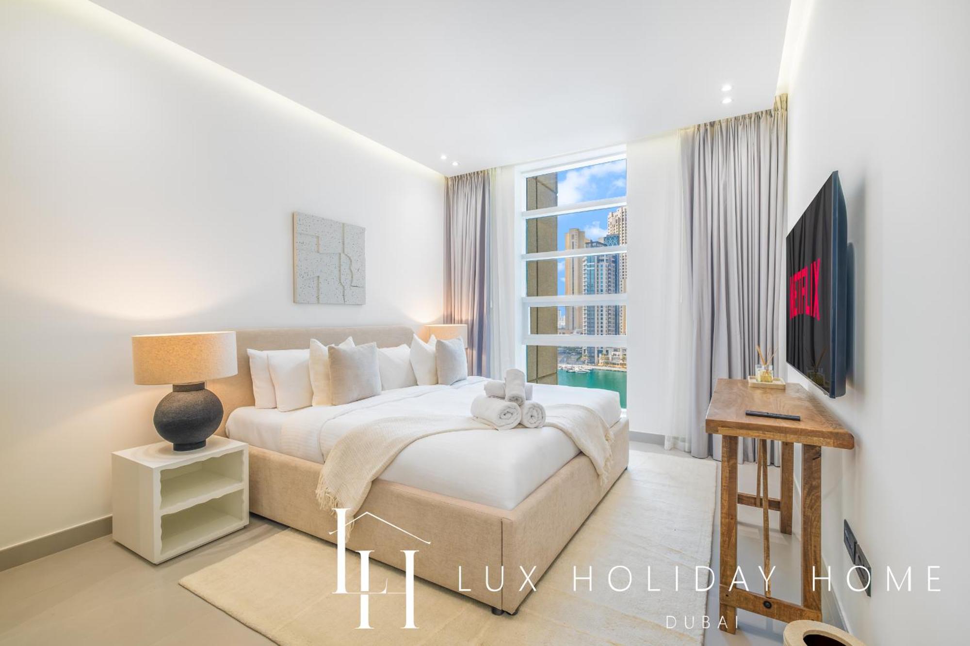 Lux The Majara Marina View Apartment