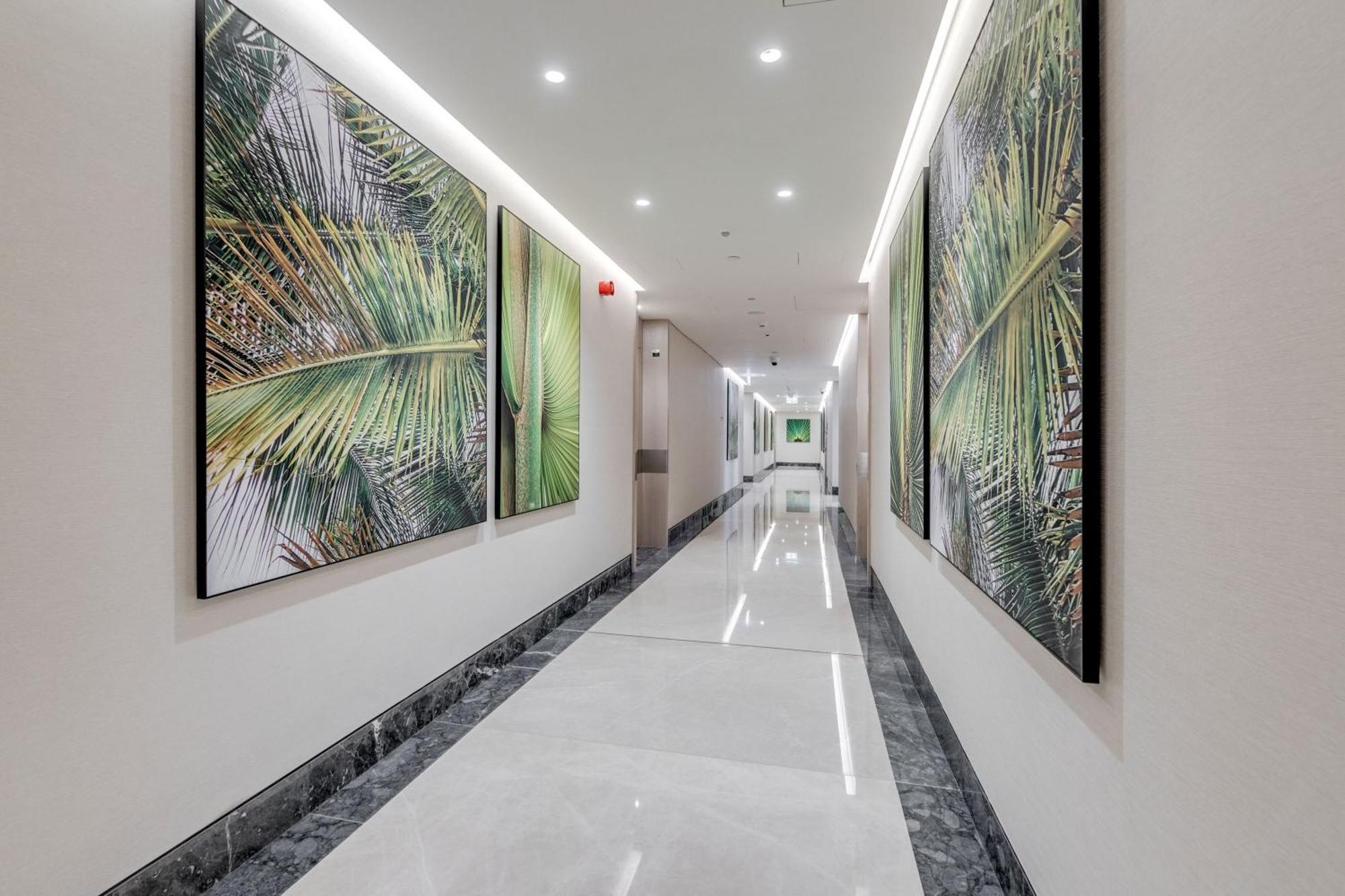 Apartment Luxury Palm Tower With Pool And Fantastic Sea View