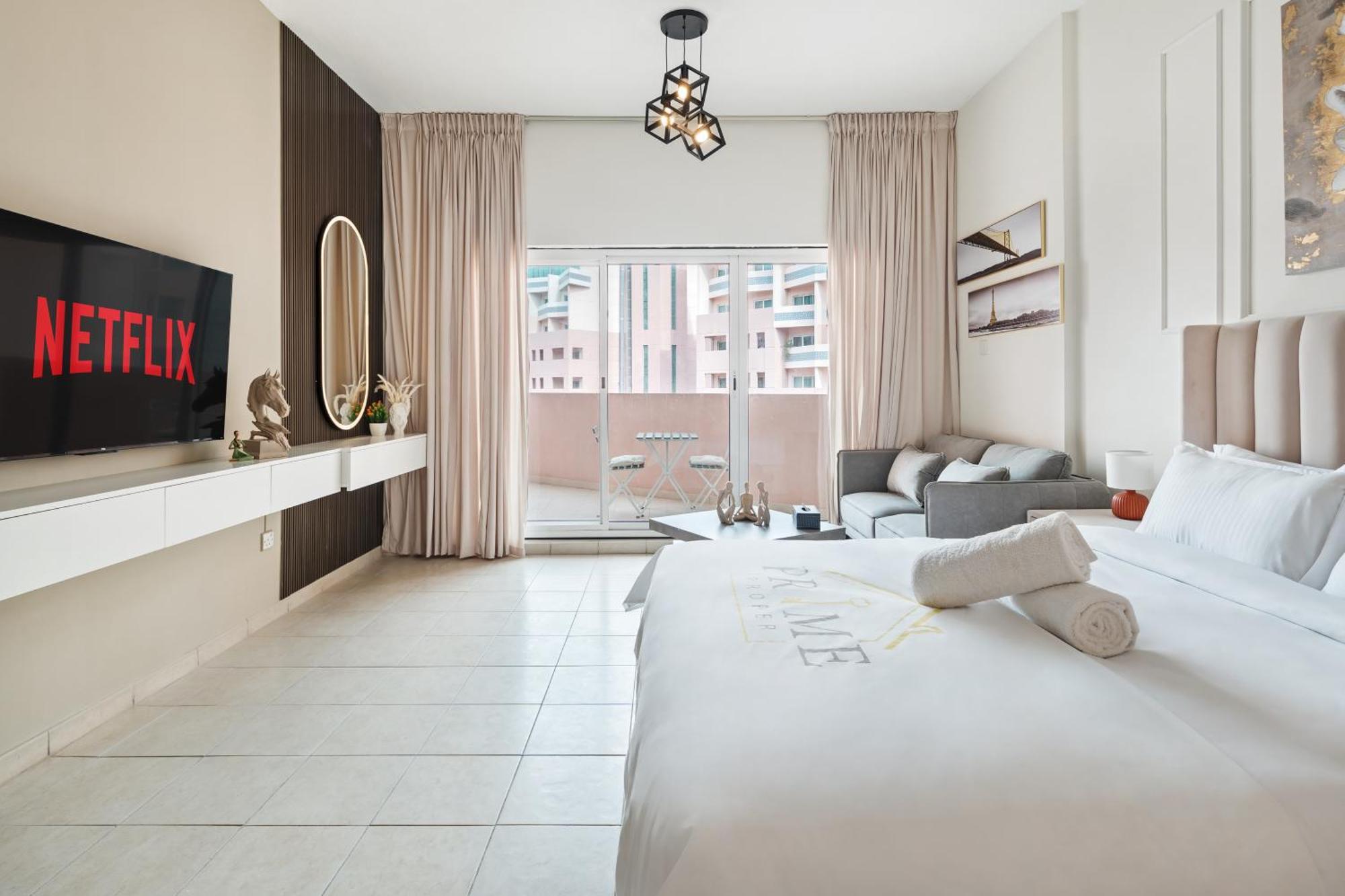 Charming - Elegant Apartment