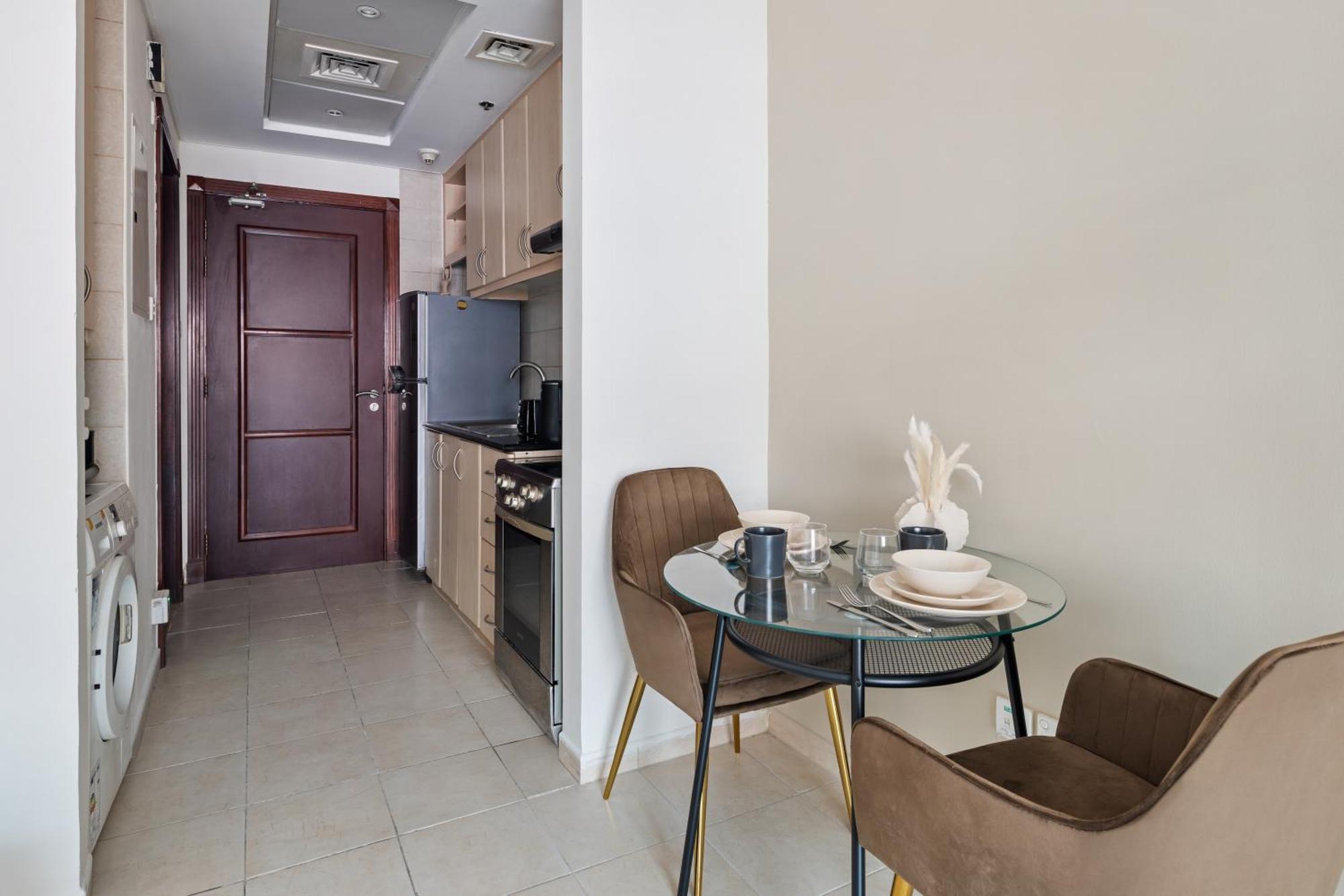 Charming - Elegant Apartment *