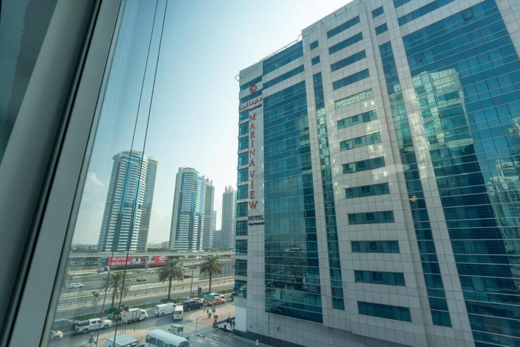 Apartment White Sage Renovated Nxt To Metro Dubai
