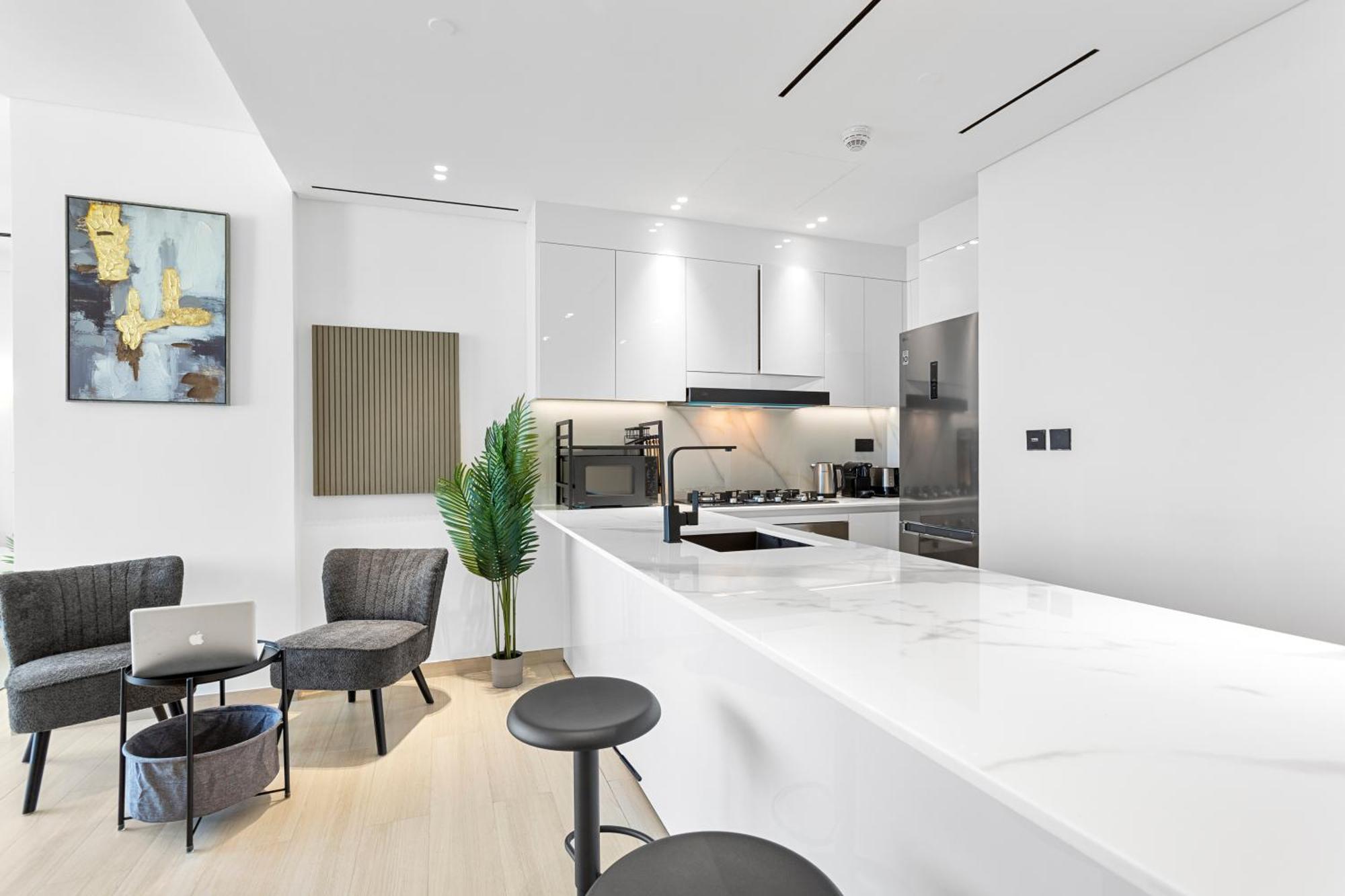 Elegant 2 Bedroom Apartment-binghatti Emerald Jvc