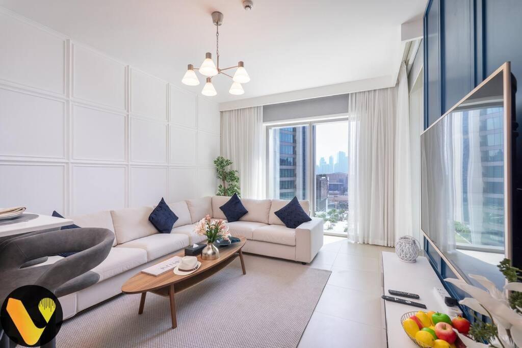 Downtown Views Ii - Vogue Two Bedroom With Balcony And Full Burj Khalifa View Dubai