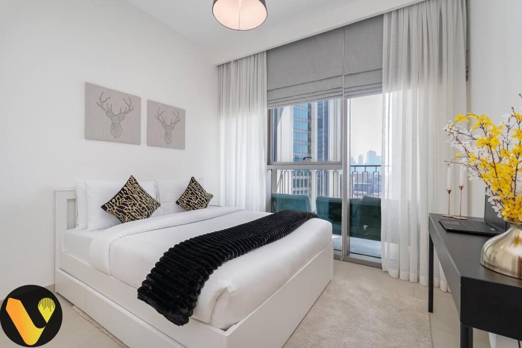 Downtown Views Ii - Vogue Two Bedroom With Balcony And Full Burj Khalifa View * Dubai