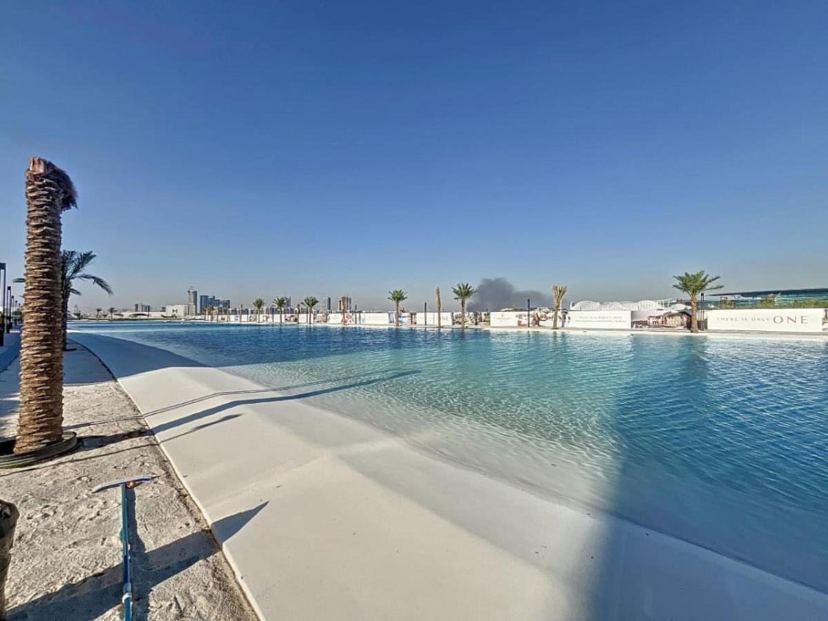 District One - Aesthetic One Bed With Lagoon View Apartment *