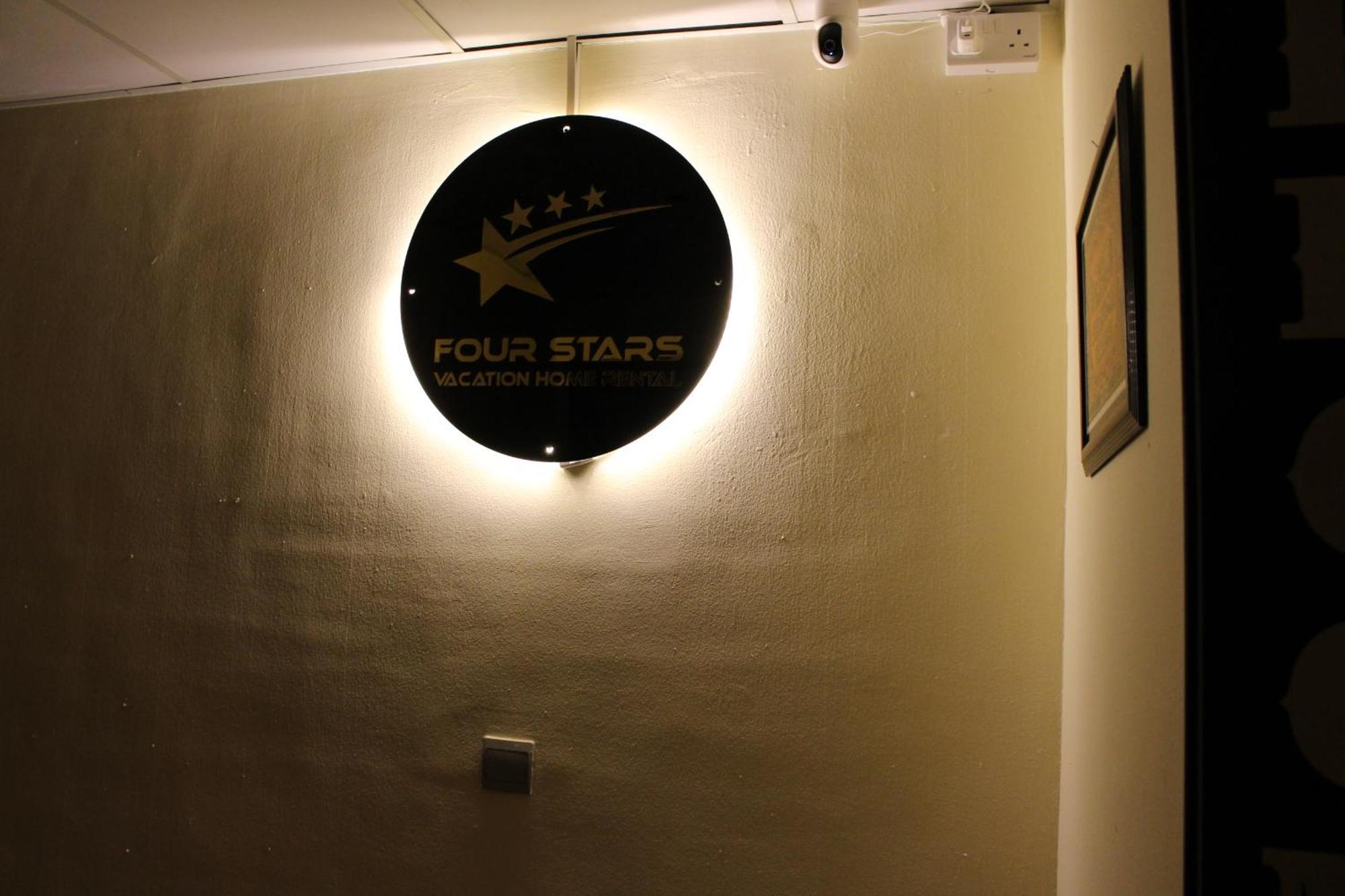 For Ladies Only Apartment *