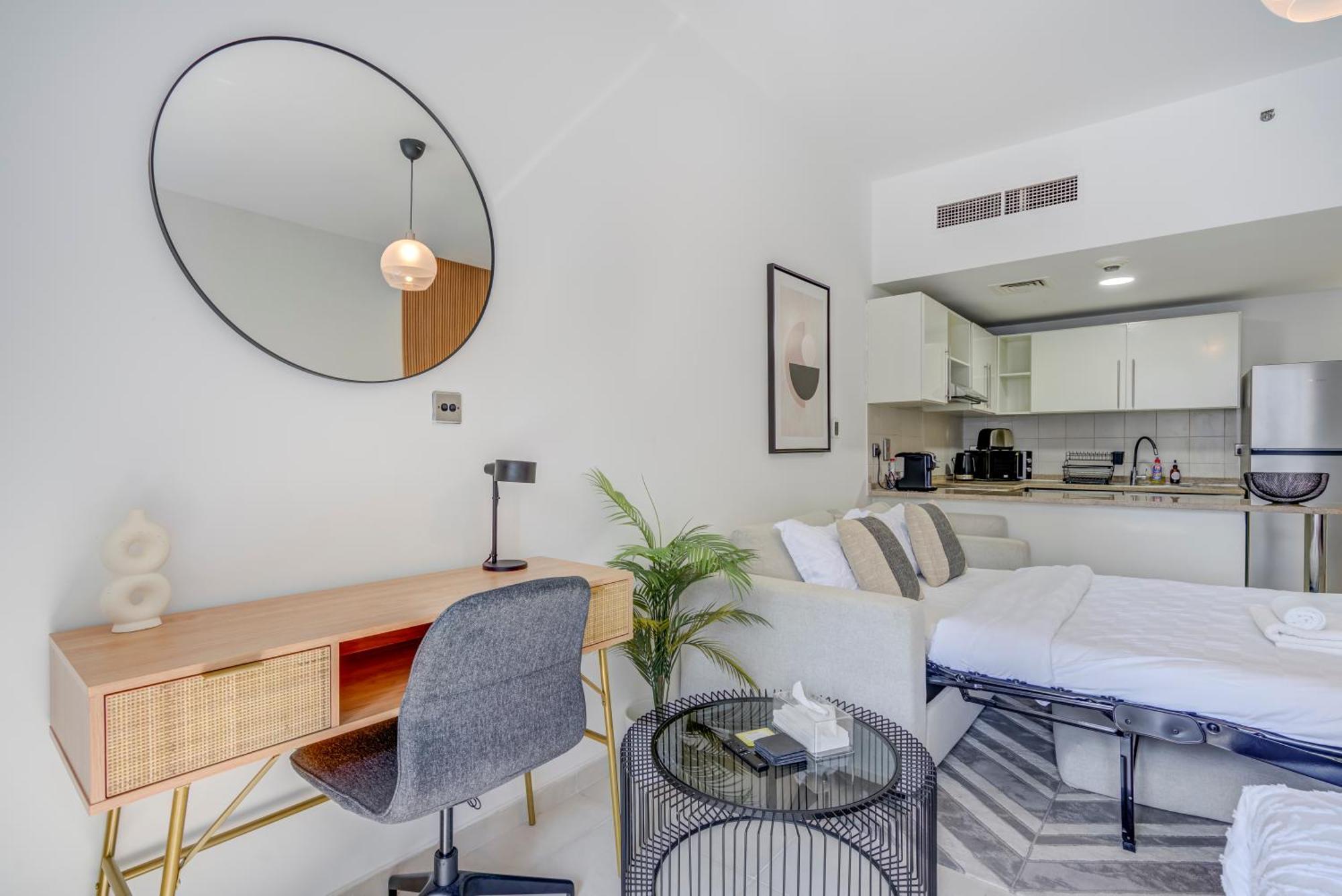 Apartment Da86 - Well Design In Arch Tower