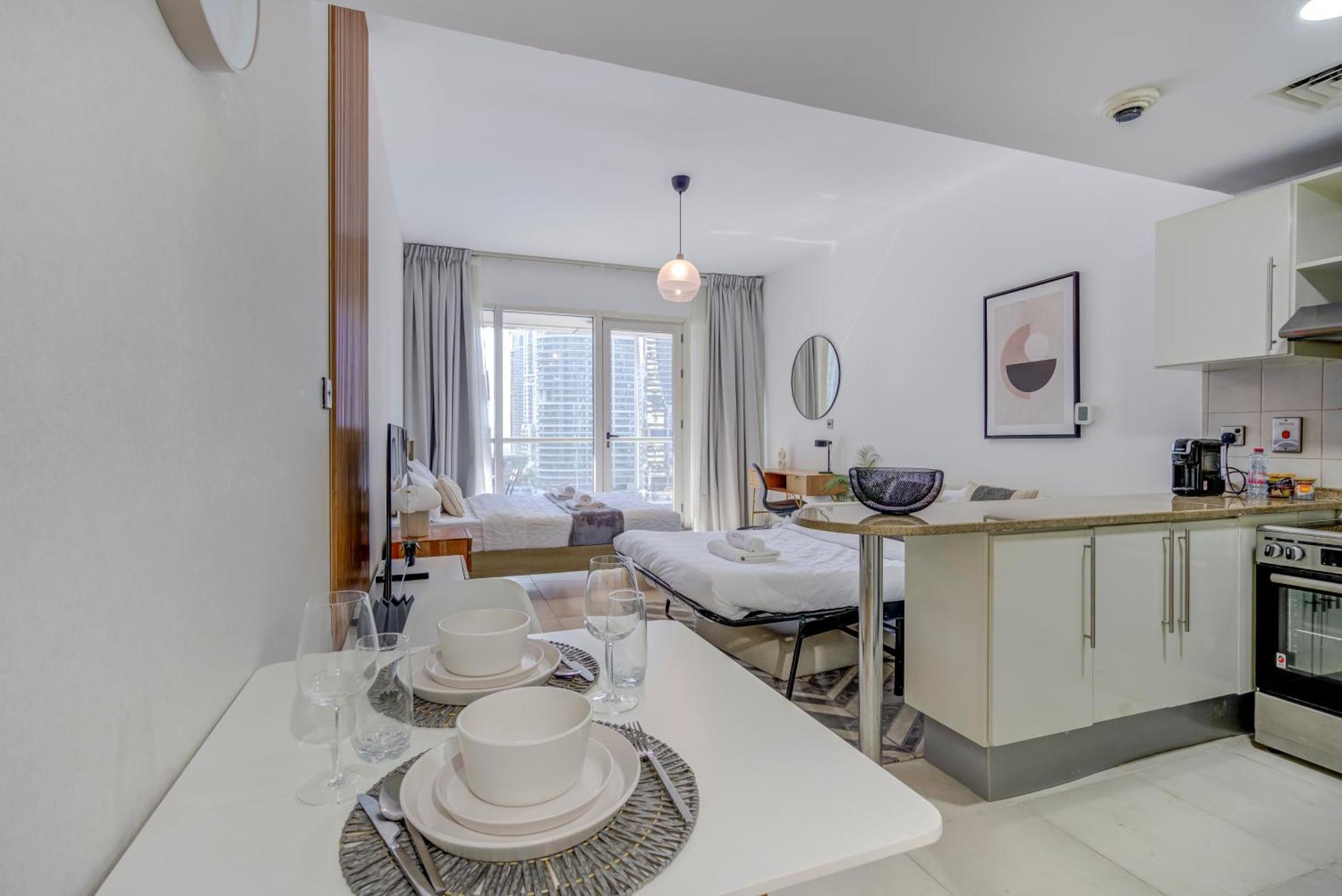 Da86 - Well Design In Arch Tower Apartment *