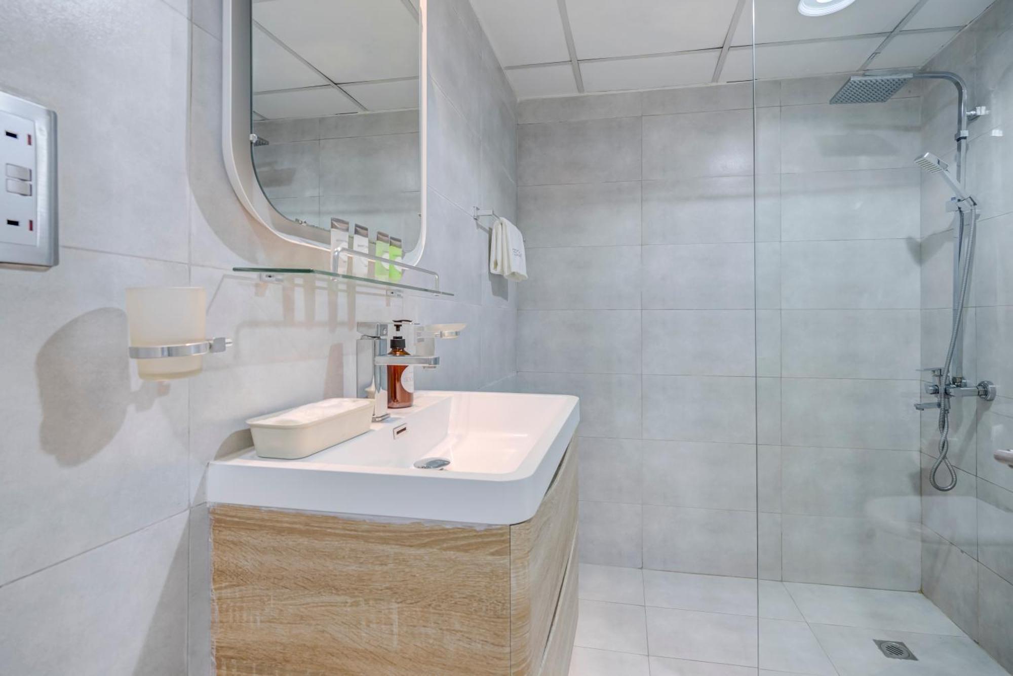 Apartment Da86 - Well Design In Arch Tower *