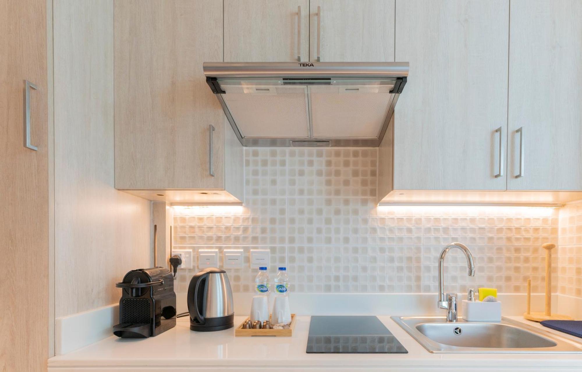 Apartment With Pool And Private Access On Palm Jumeirah *