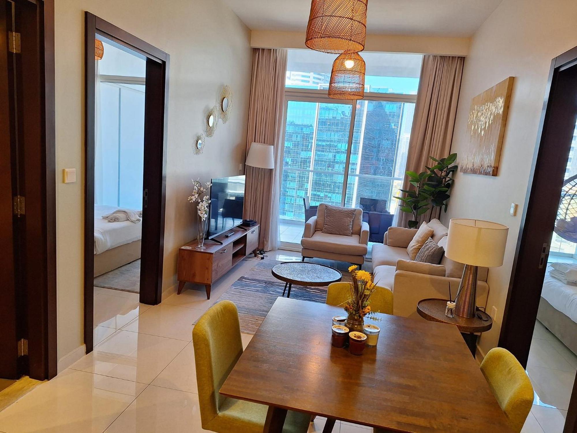 Apartment Burj Khalifa View! Modern 2br In Dubai's Business Bay
