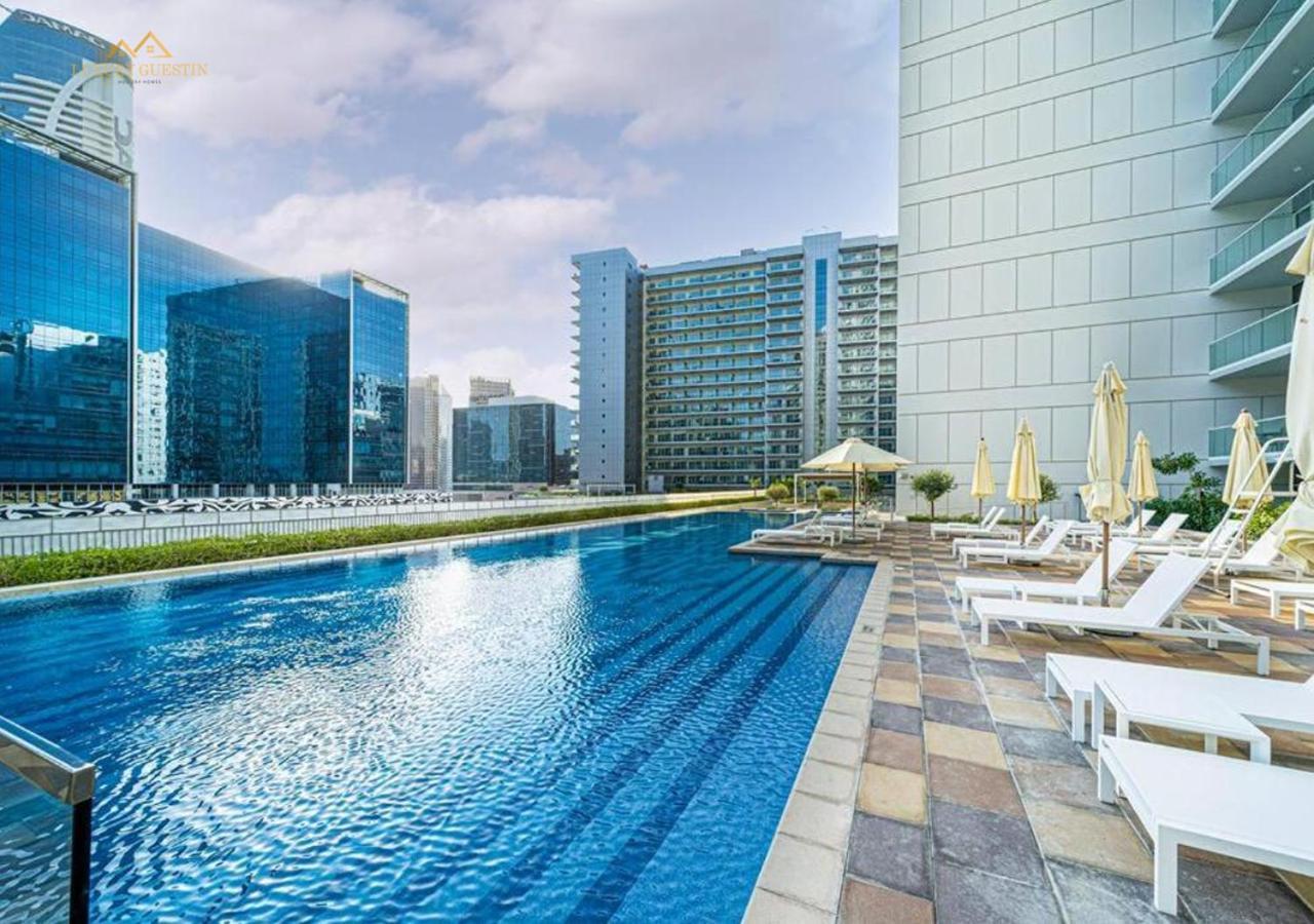 Apartment Burj Khalifa View! Modern 2br In Dubai's Business Bay *