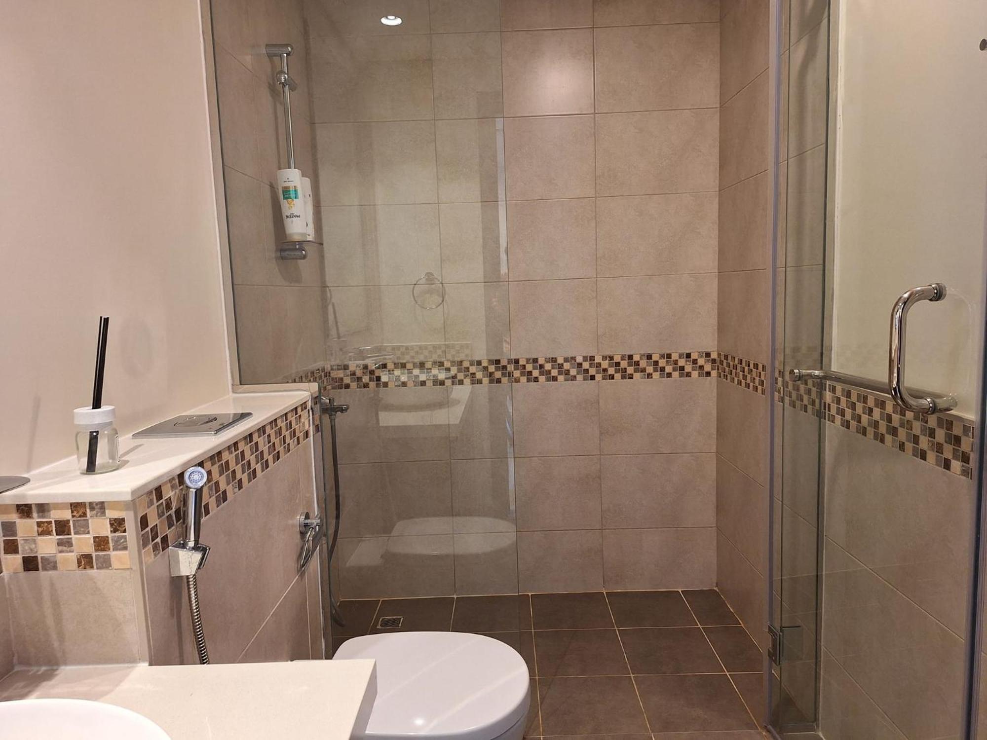 Apartment Burj Khalifa View! Modern 2br In Dubai's Business Bay Dubai