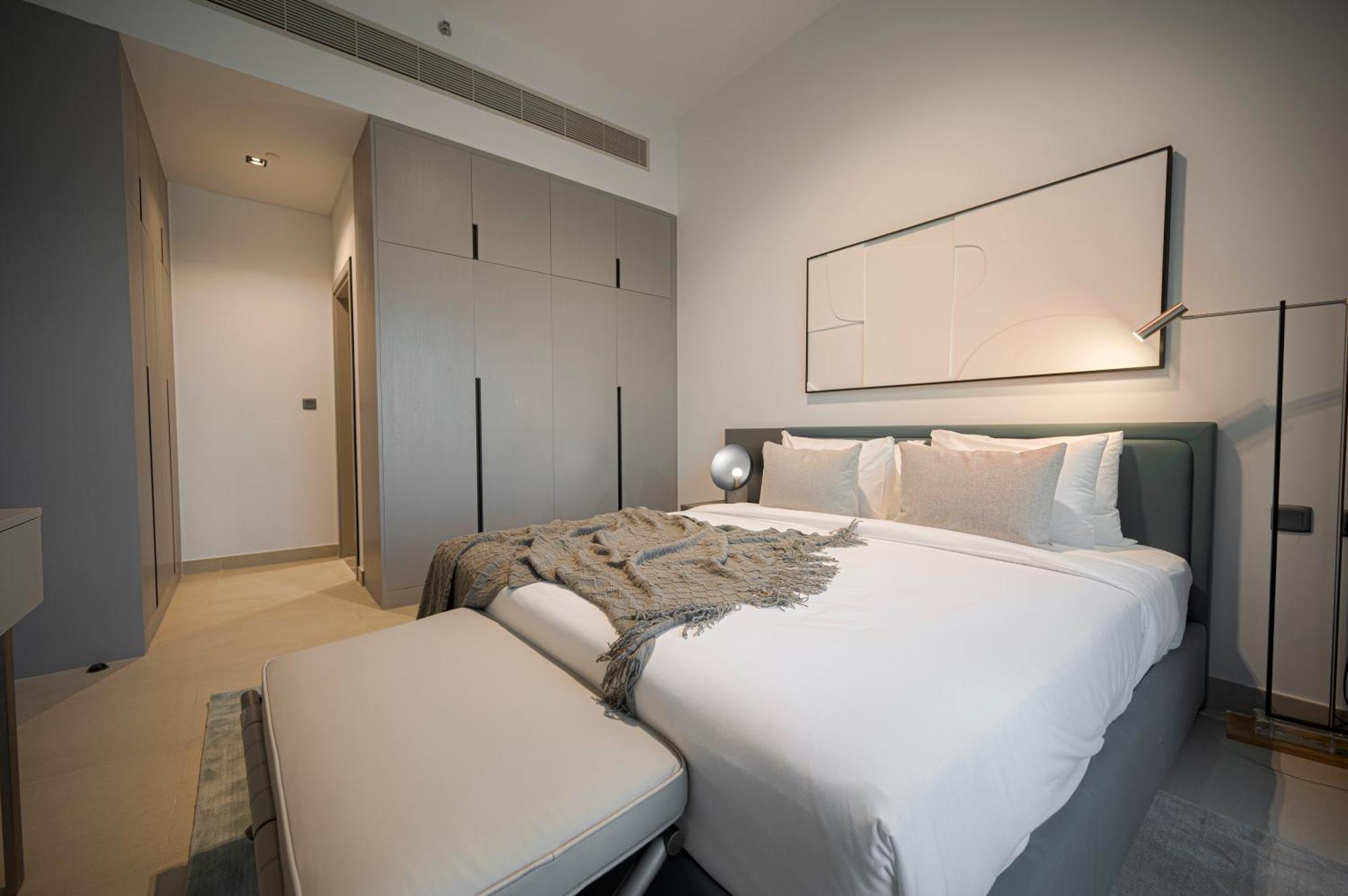Mag 960 - New Brand 1br With Burj Khalifa View *
