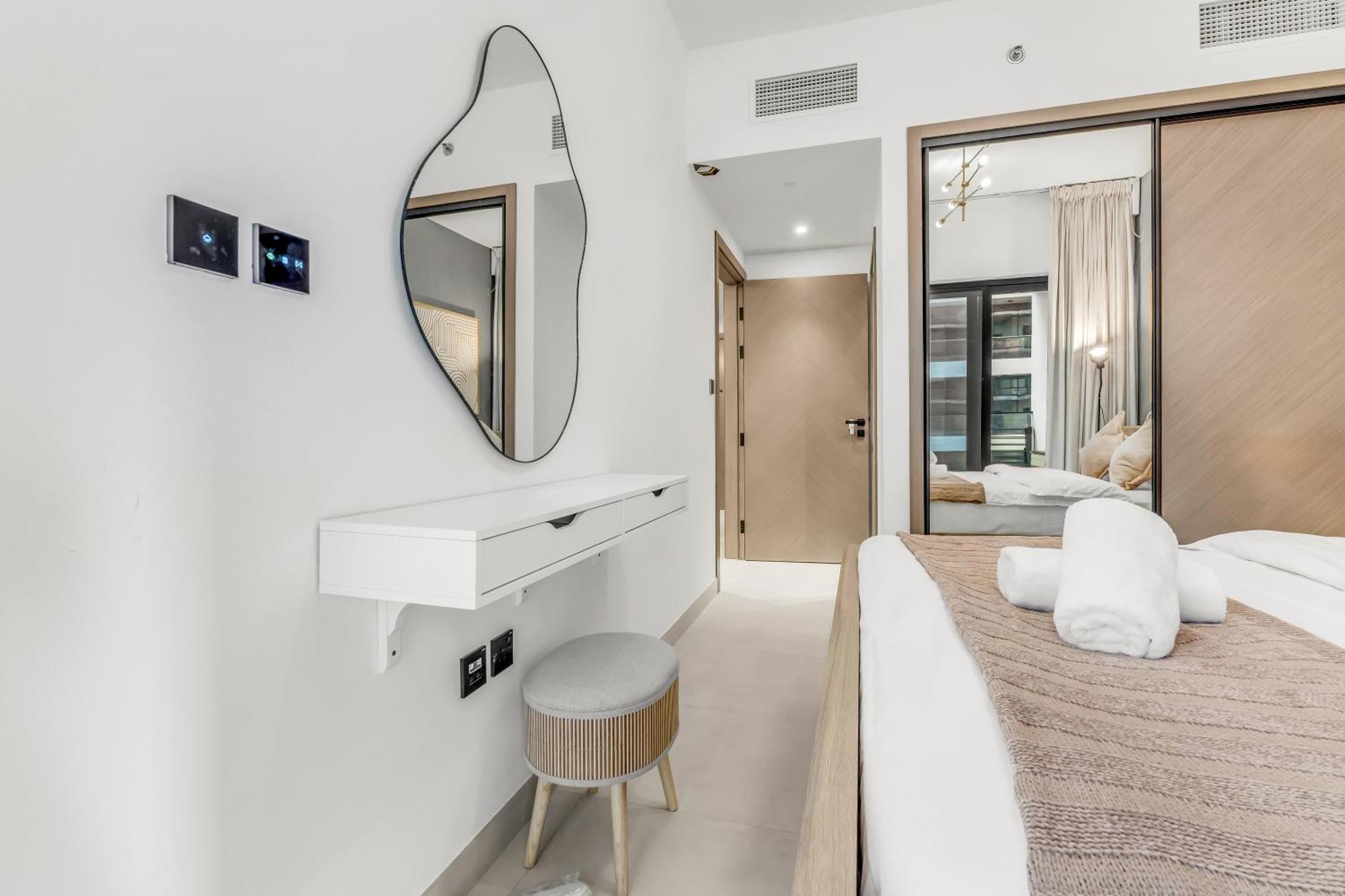 Apartment Binghatti 1-bedroom Dream Dubai