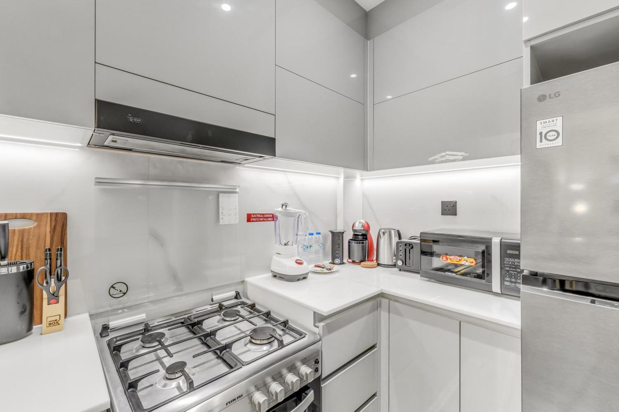 Binghatti 1-bedroom Dream * Dubai