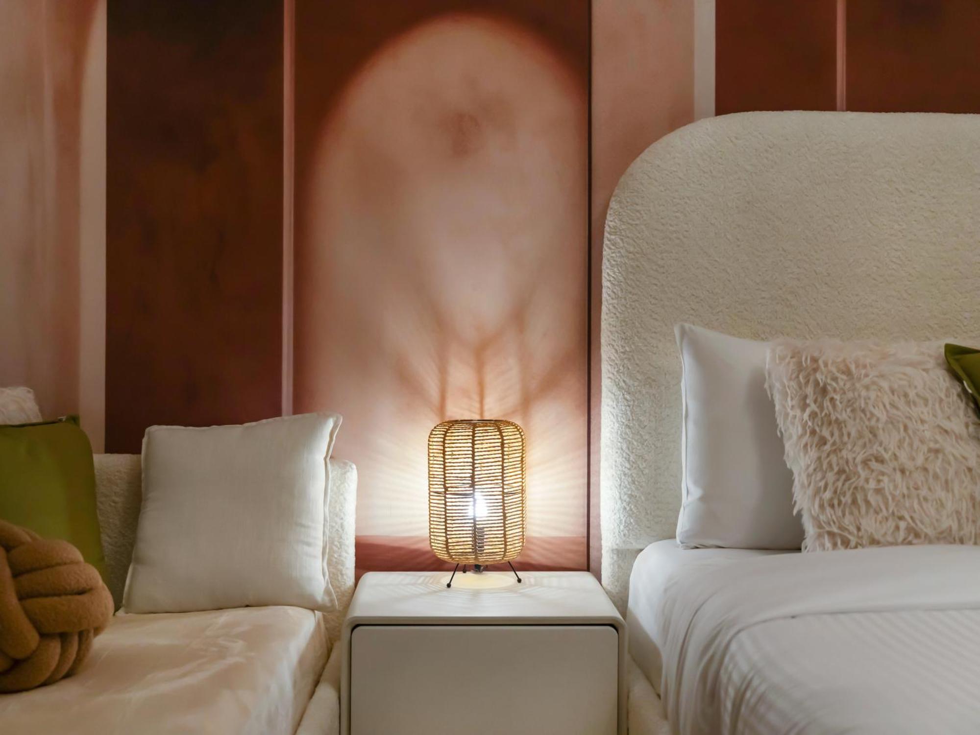 Wabi-sabi Style Fountain-view 4 Bedroom In The Sky Apartment Dubai