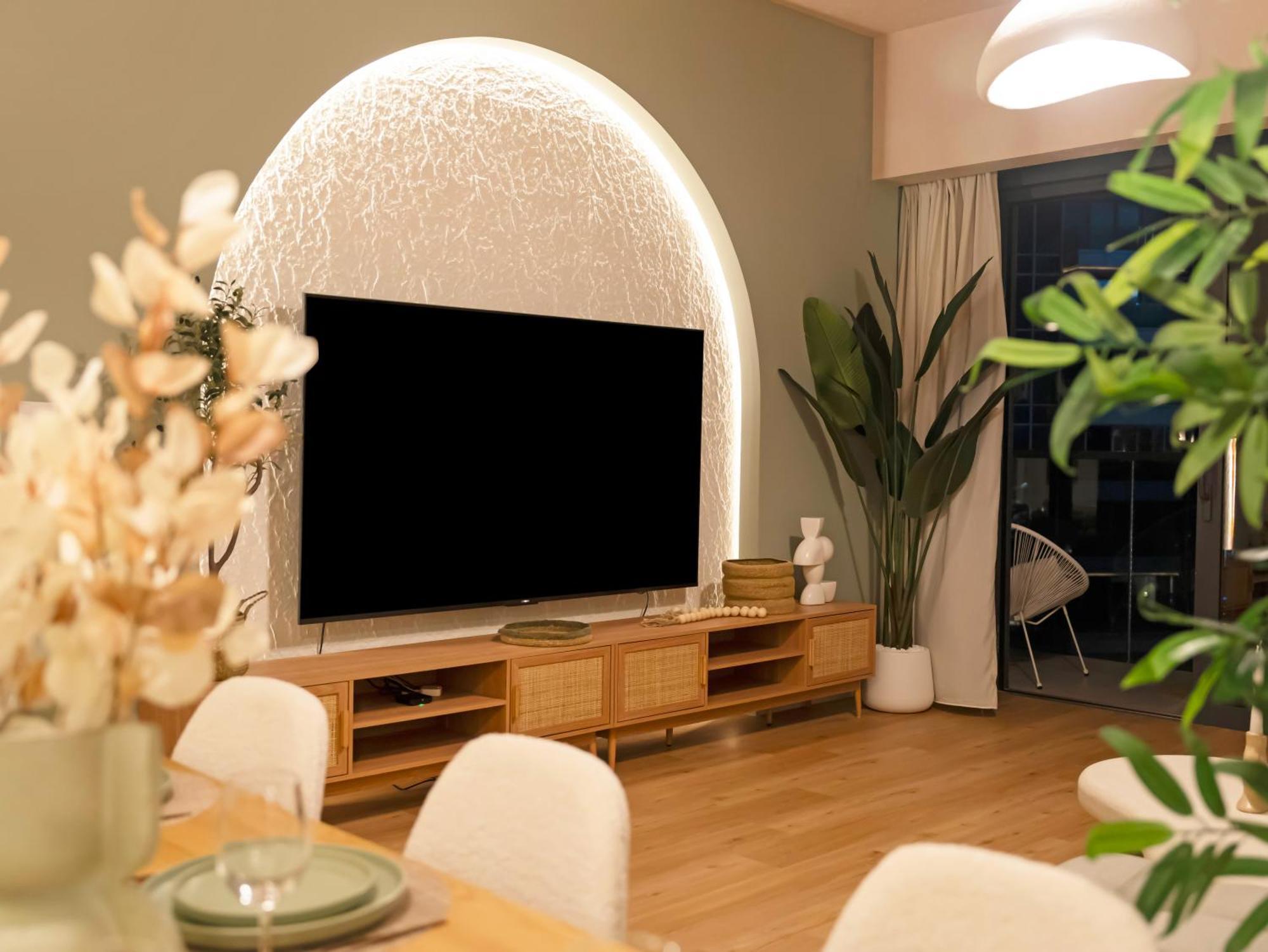 Wabi-sabi Style Fountain-view 4 Bedroom In The Sky Apartment Dubai