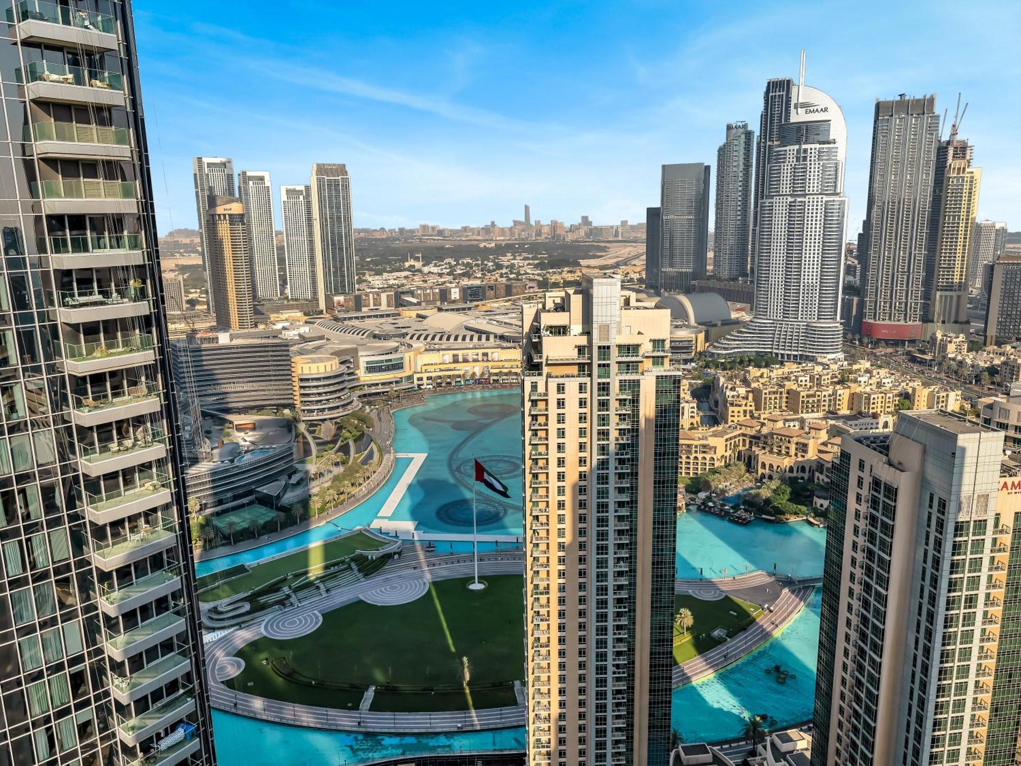 Glamorous Full Fountain View High Floor 4 Bedroom Apartment Dubai
