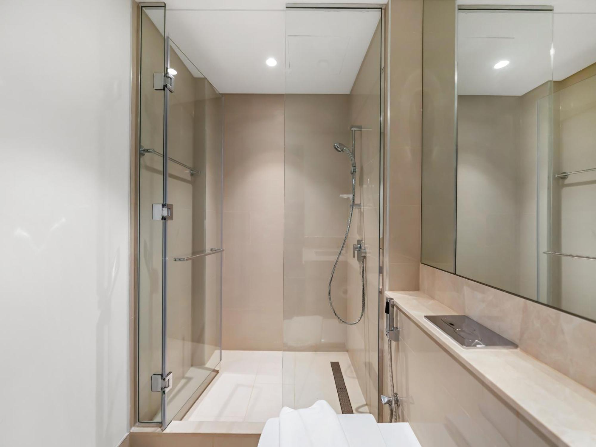 Glamorous Full Fountain View High Floor 4 Bedroom * Dubai