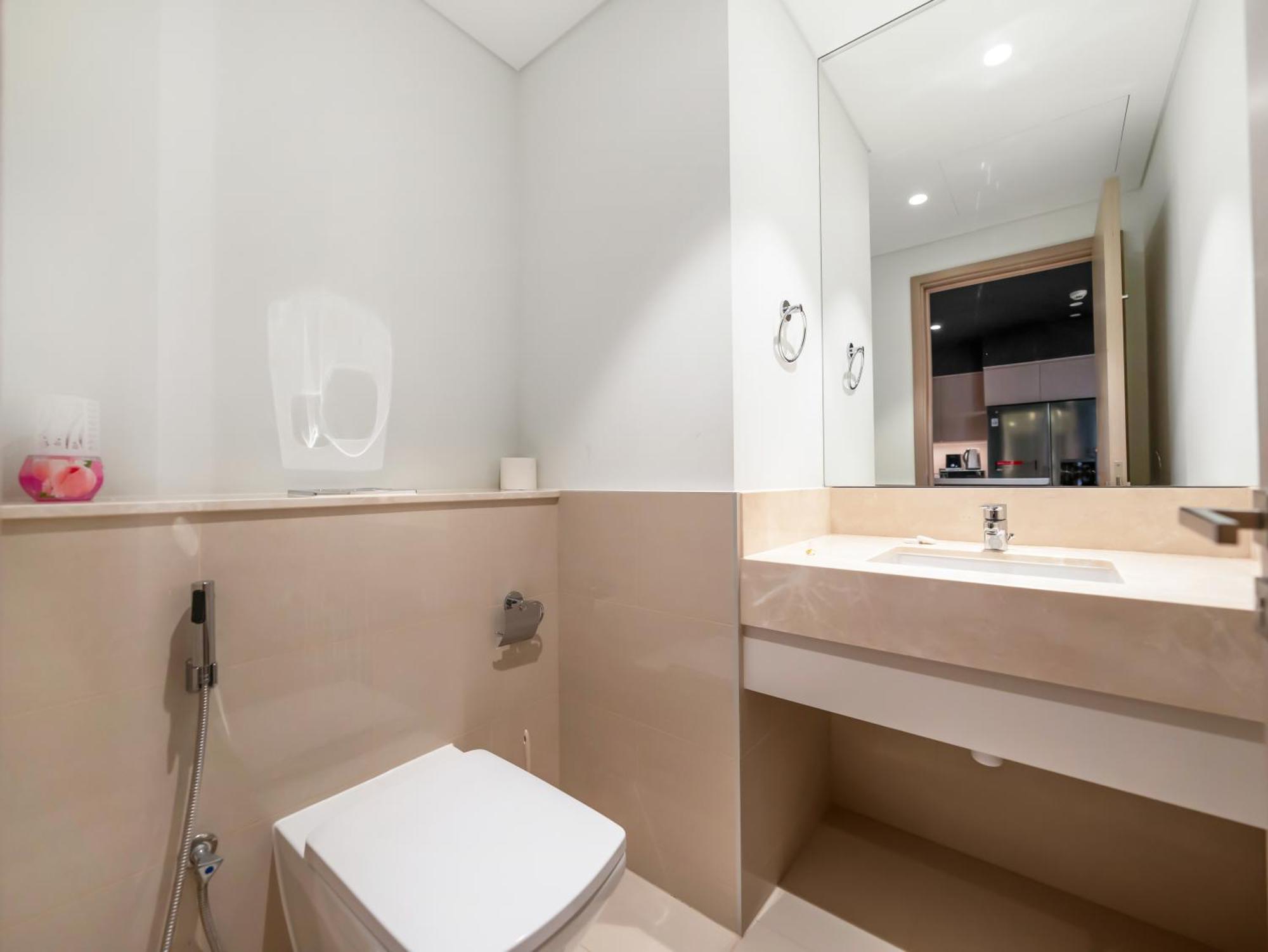 Glamorous Full Fountain View High Floor 4 Bedroom * Dubai