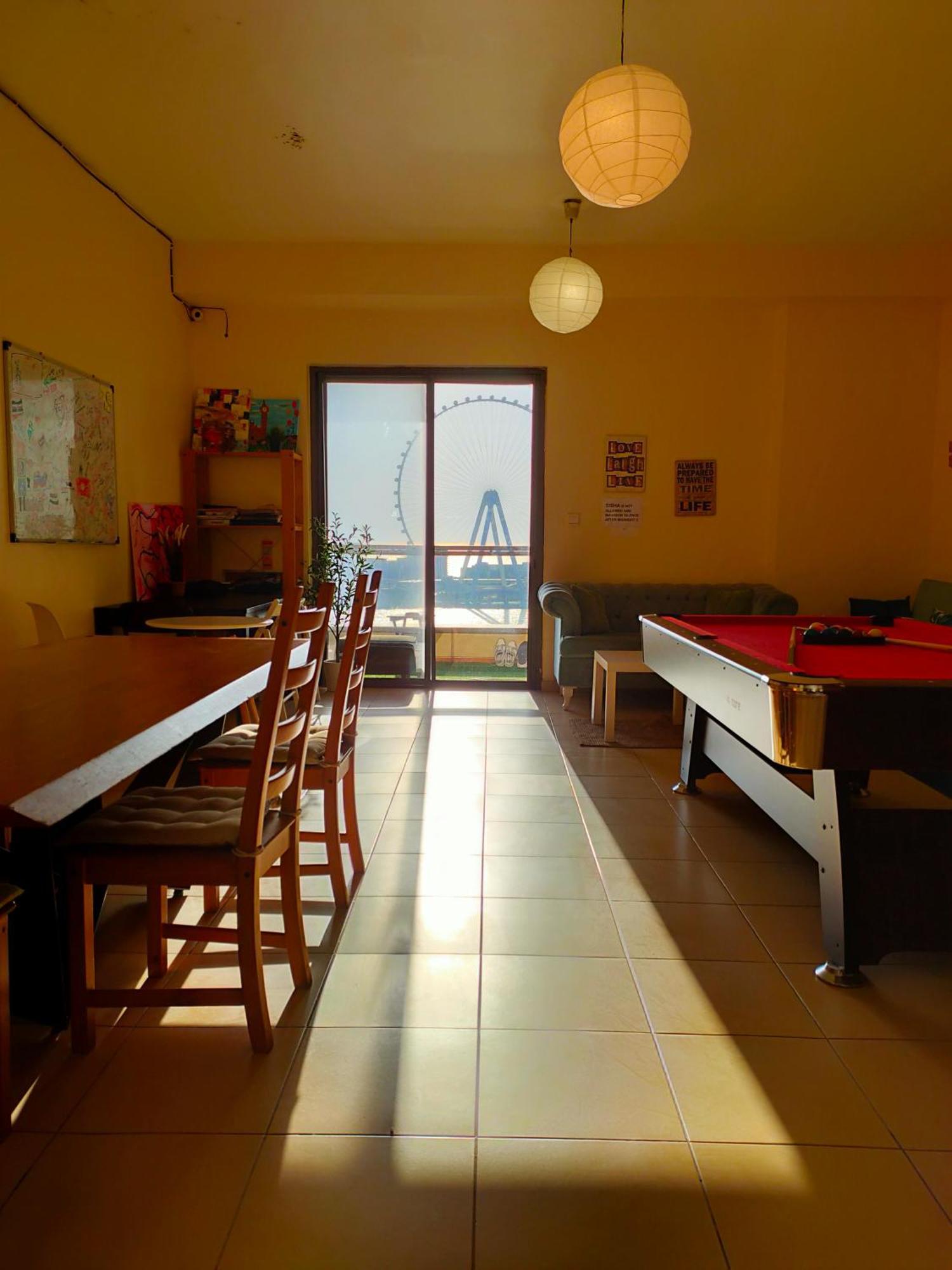 Homestay Ain View Jbr Dubai